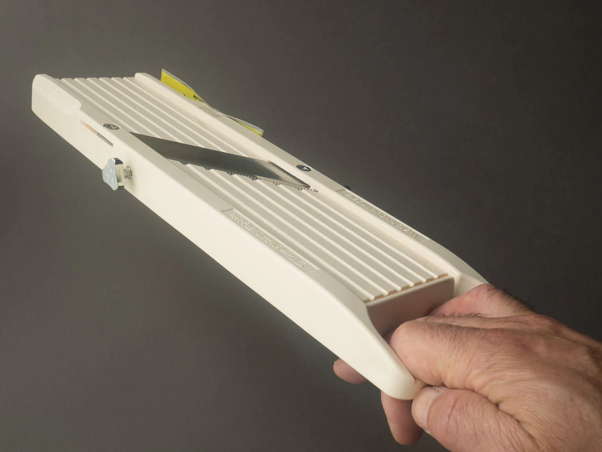 Benriner - Classic Mandoline - Ivory - Image 4