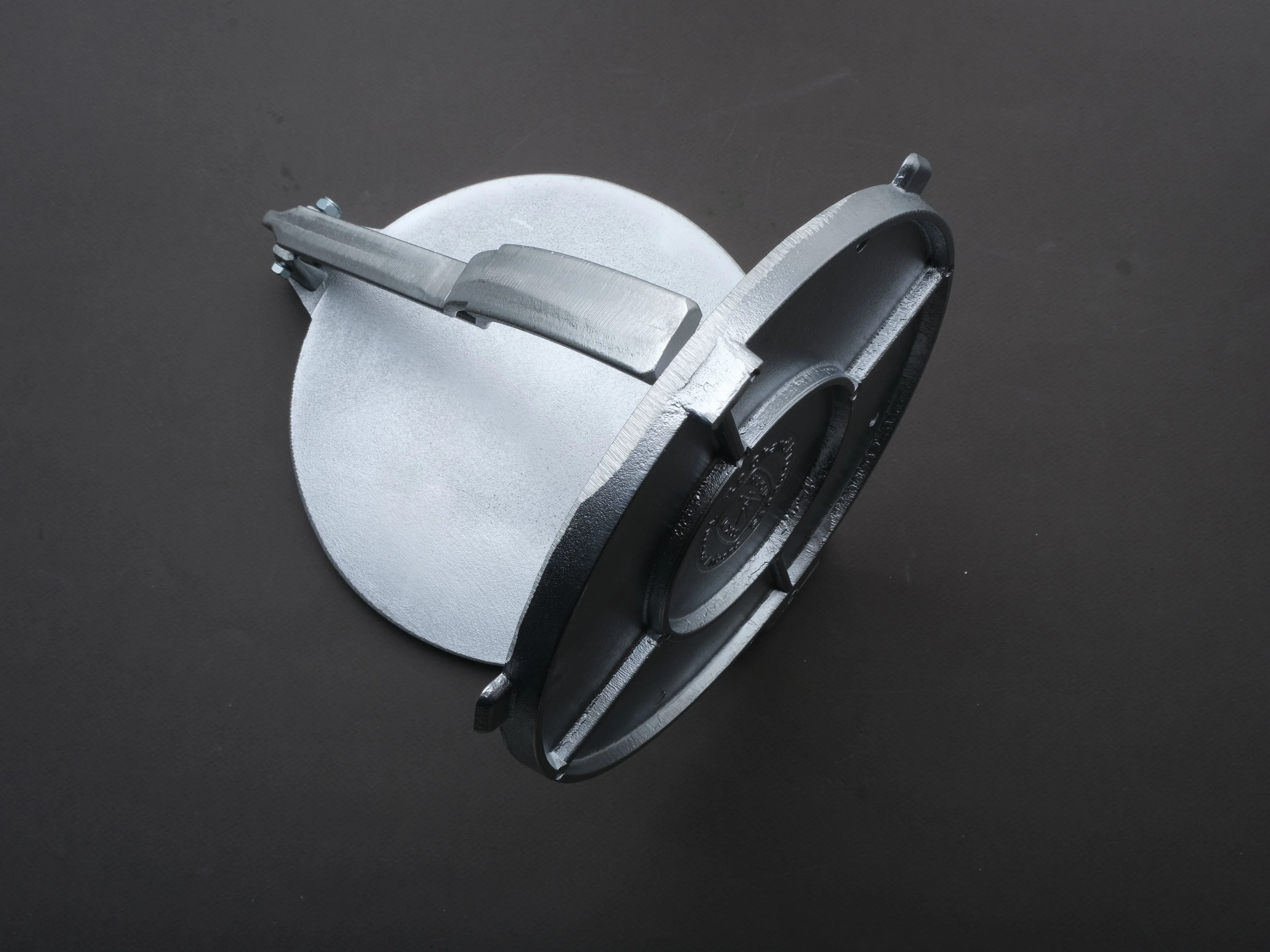 Best Manufacturers - 8" Tortilla Press - Cast Aluminum - Image 2