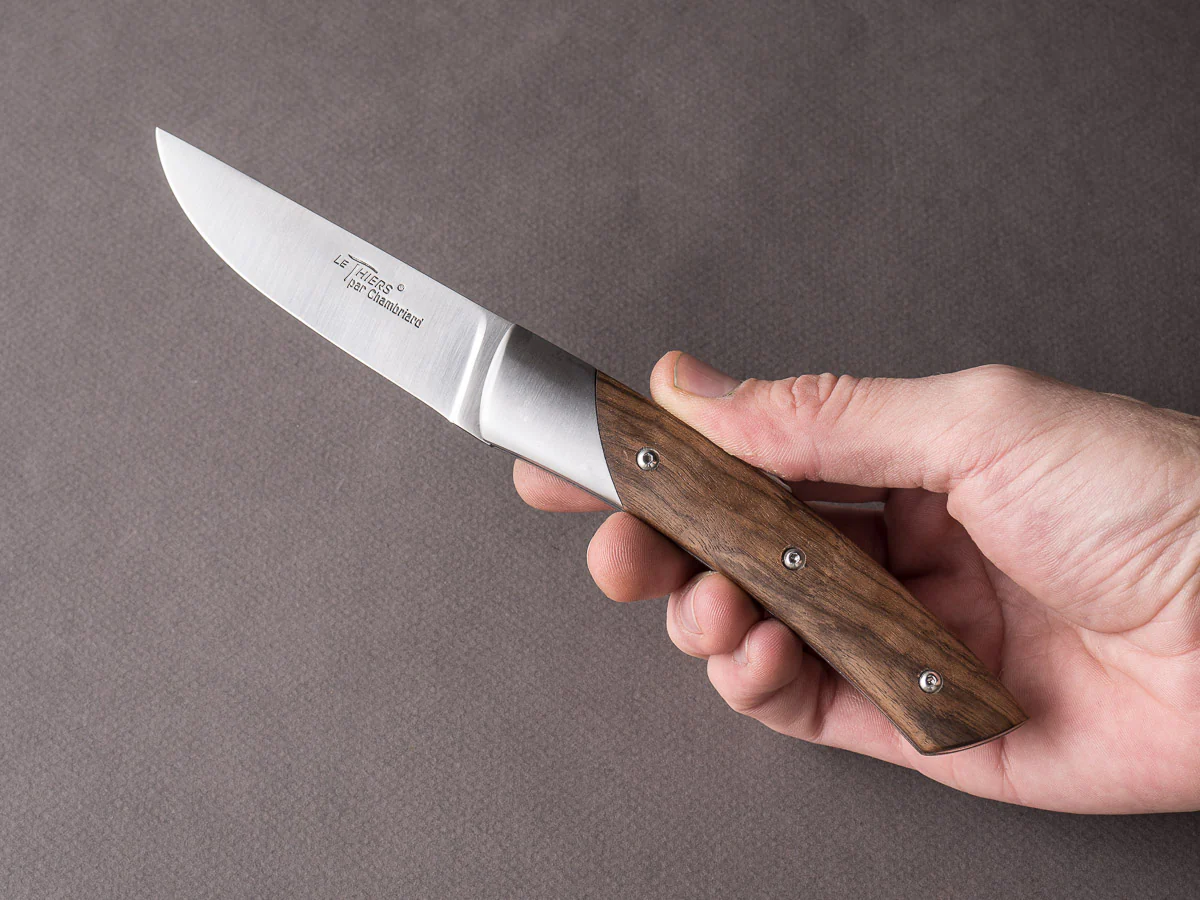 Coutellerie Chambriard - Le Thiers "Trappeur" - Folding Knife - Walnut Handle - Button Lock - Image 5