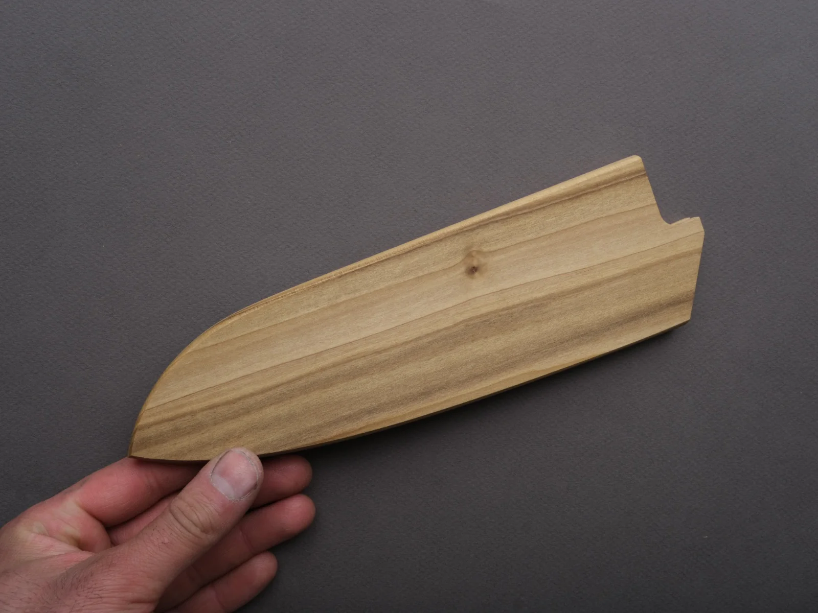 Edro Saya - Poplar - 180mm - Santoku - 3.5mm - Image 3