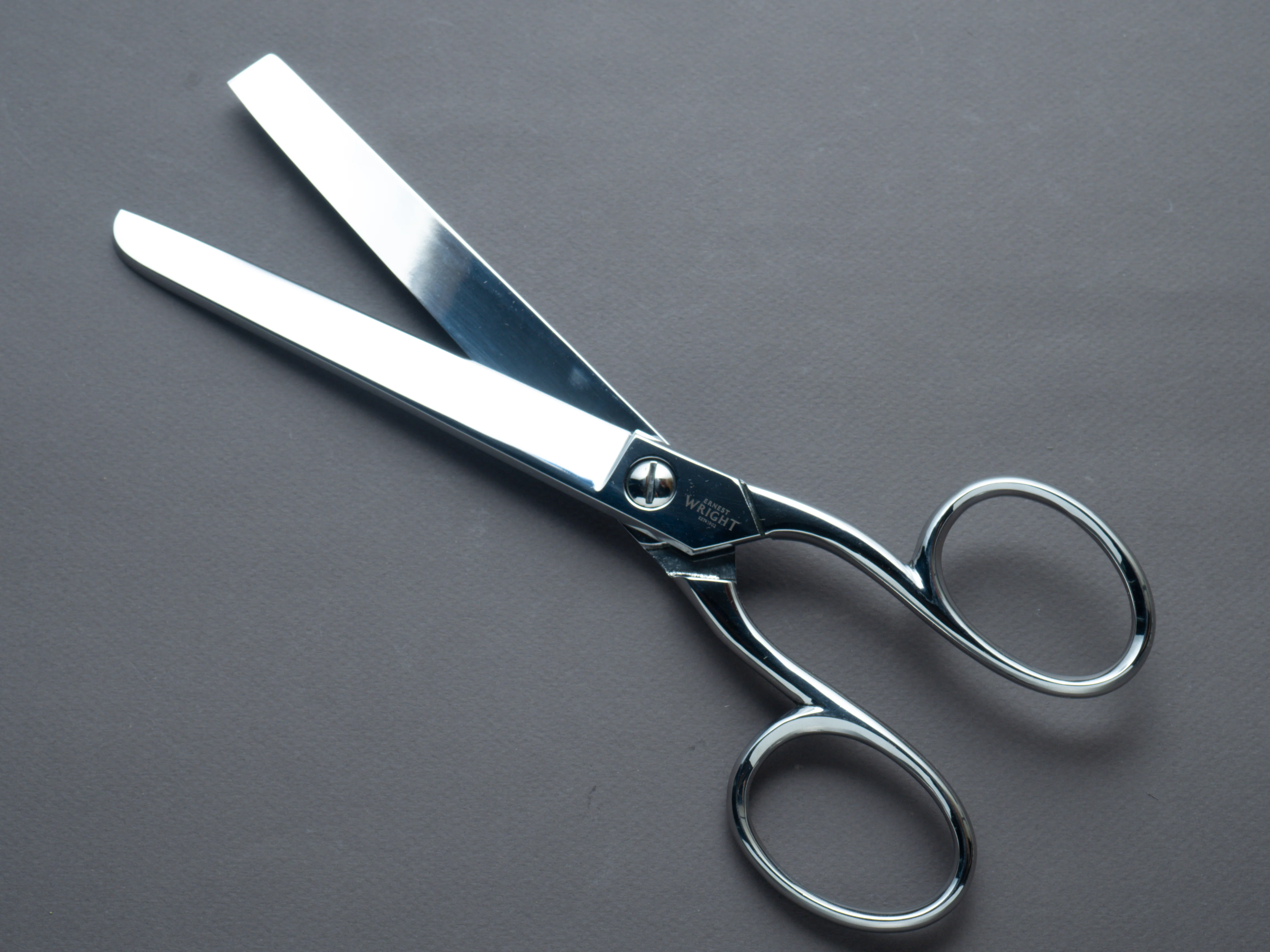 Ernest Wright - 11" Bookbinder Shears - Carbon Steel - Image 2