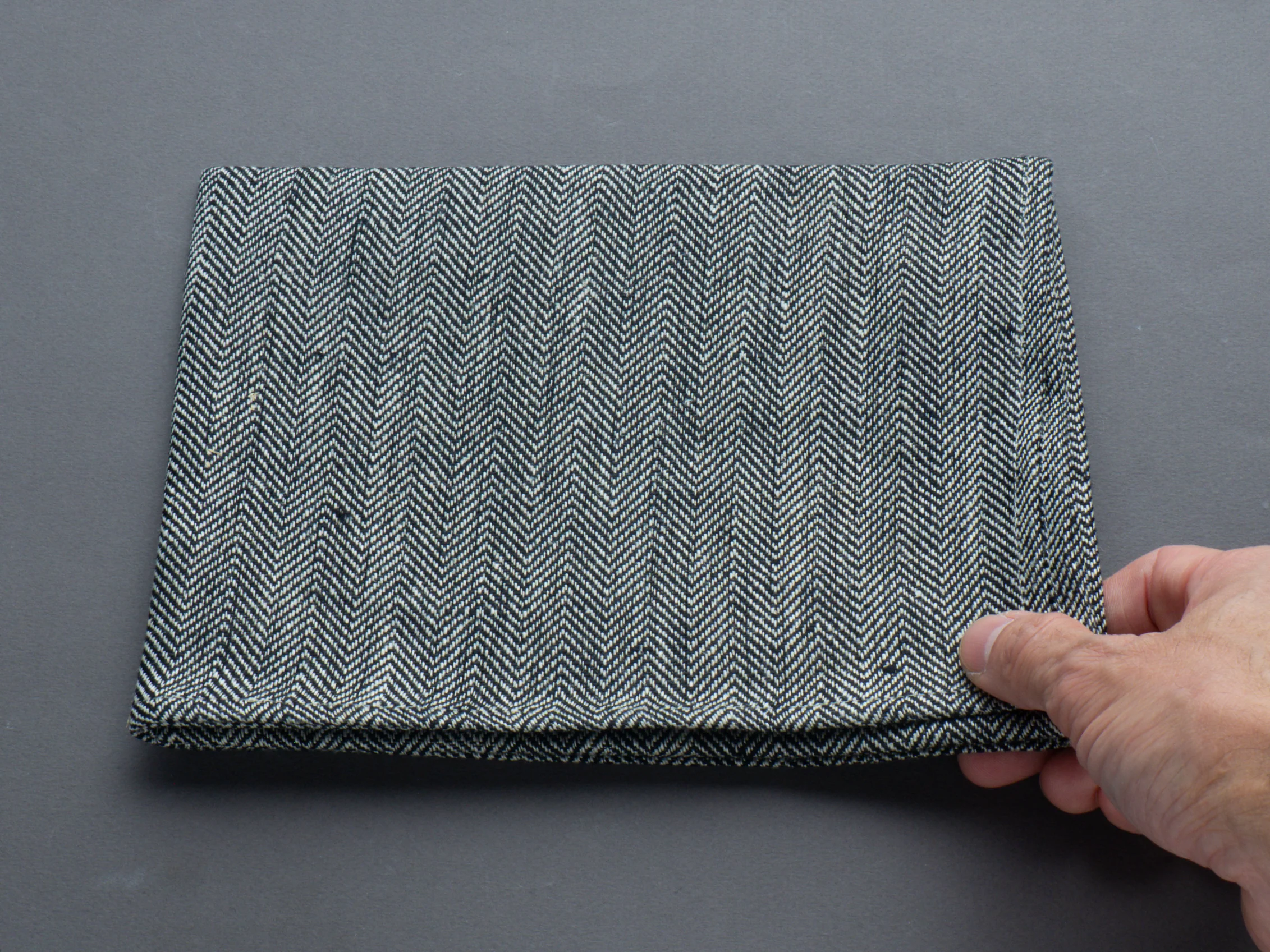 Fog Linen - Linen Kitchen Cloth - Herringbone 2 - Image 3