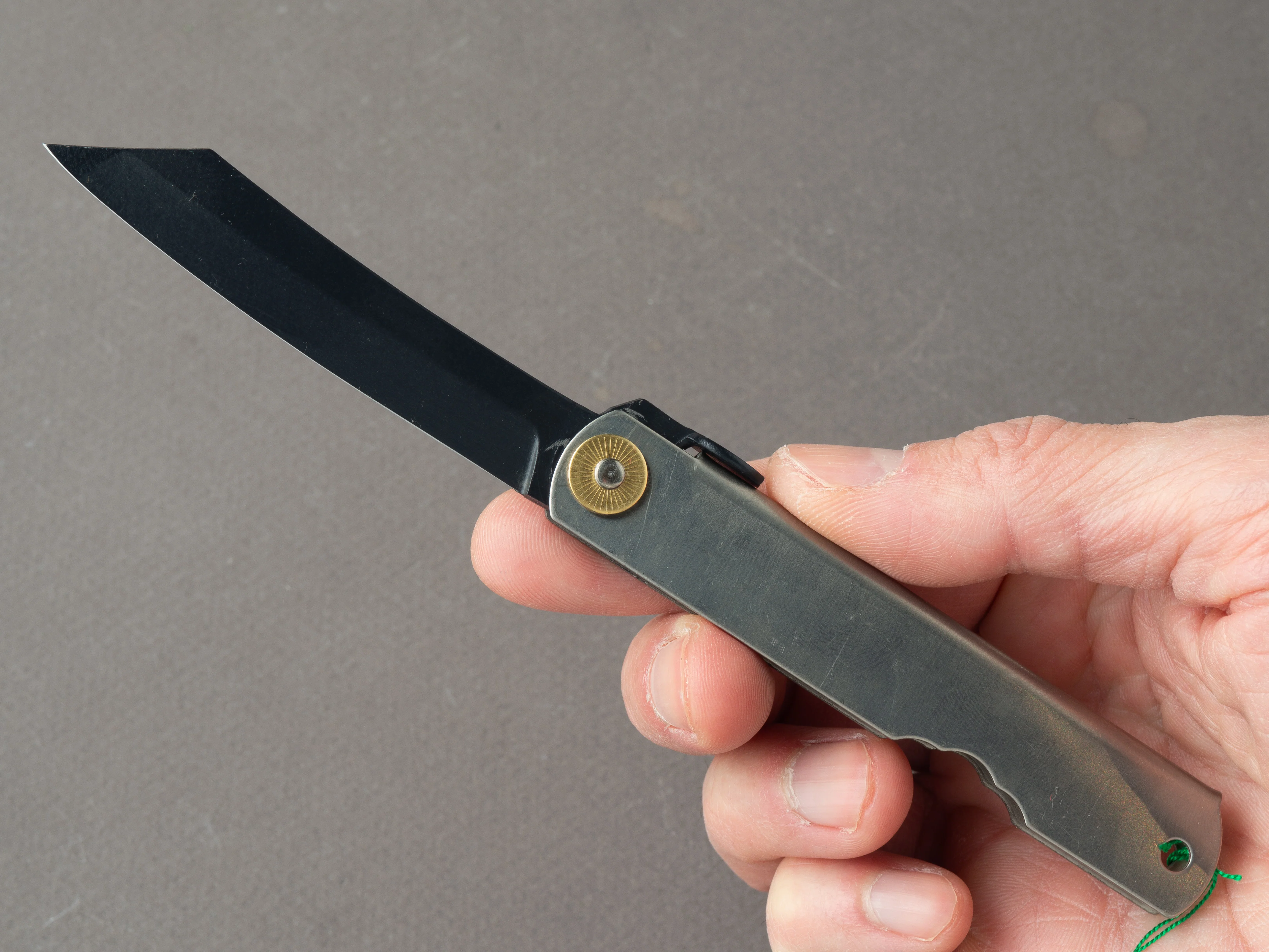 Higonokami - Folding Knife - Blue #2 - Black Blade - 75mm - Titanium Handle - Image 9