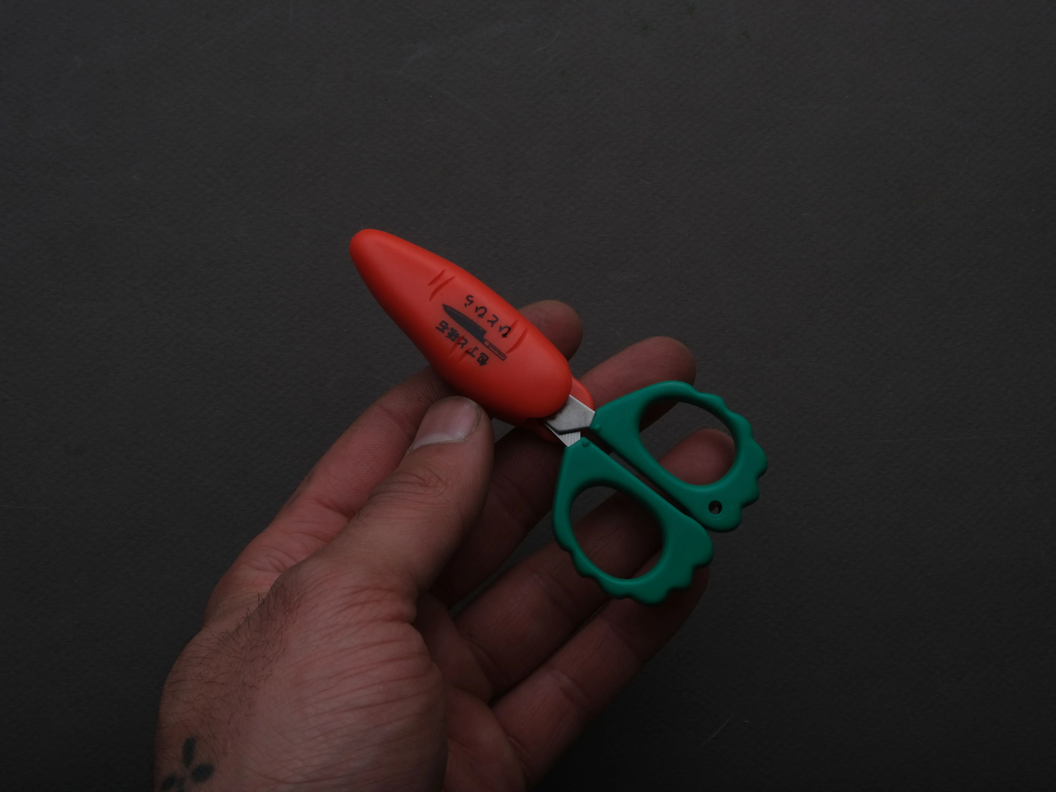 Hitohira - Carrot Shears - Stainless - 90mm - Image 2