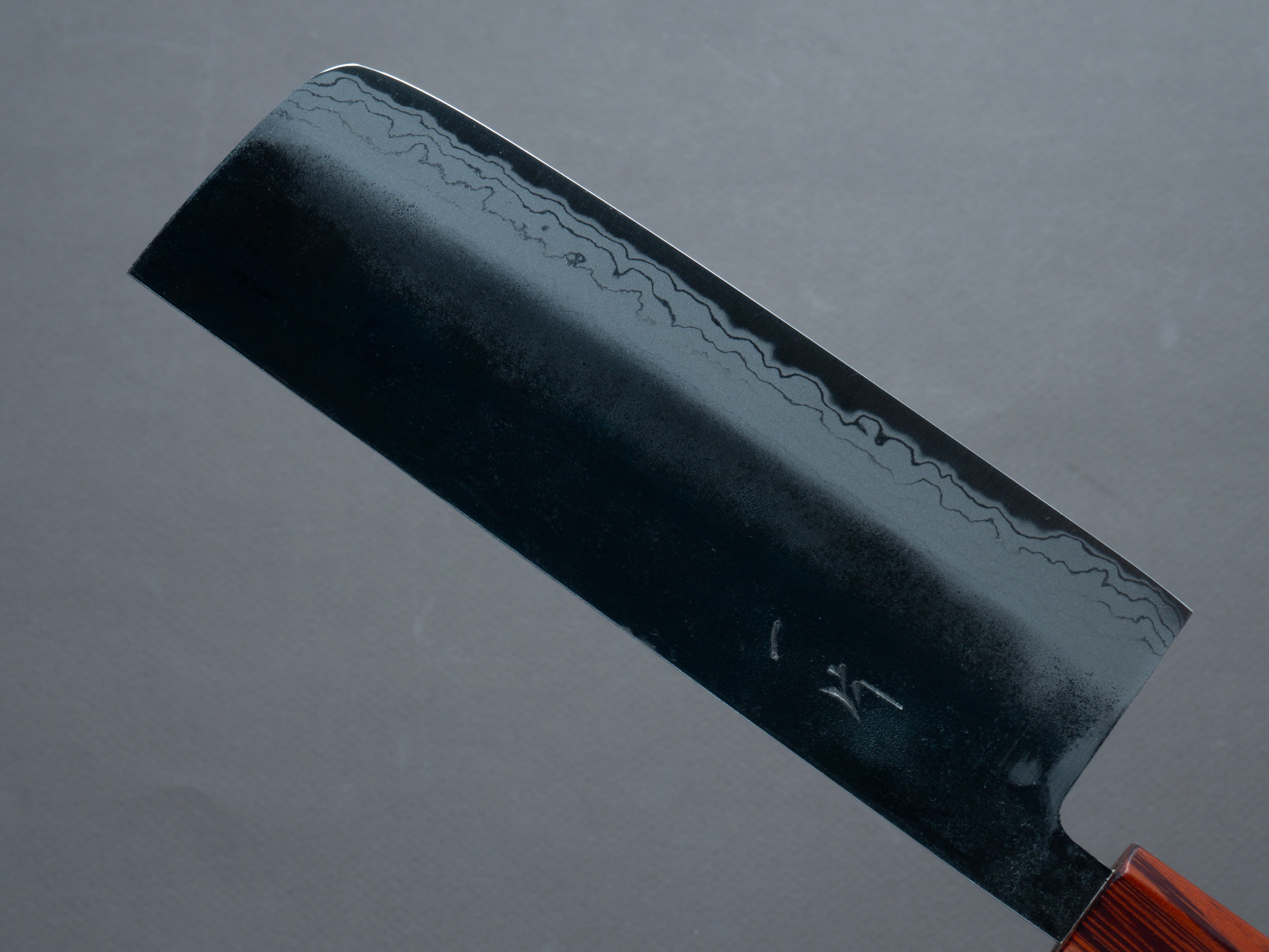 Hitohira - Echizen NB - White #2 - Kurouchi Damascus - Nakiri - 165mm - Walnut Handle (Rengas Ferrule) - Image 4