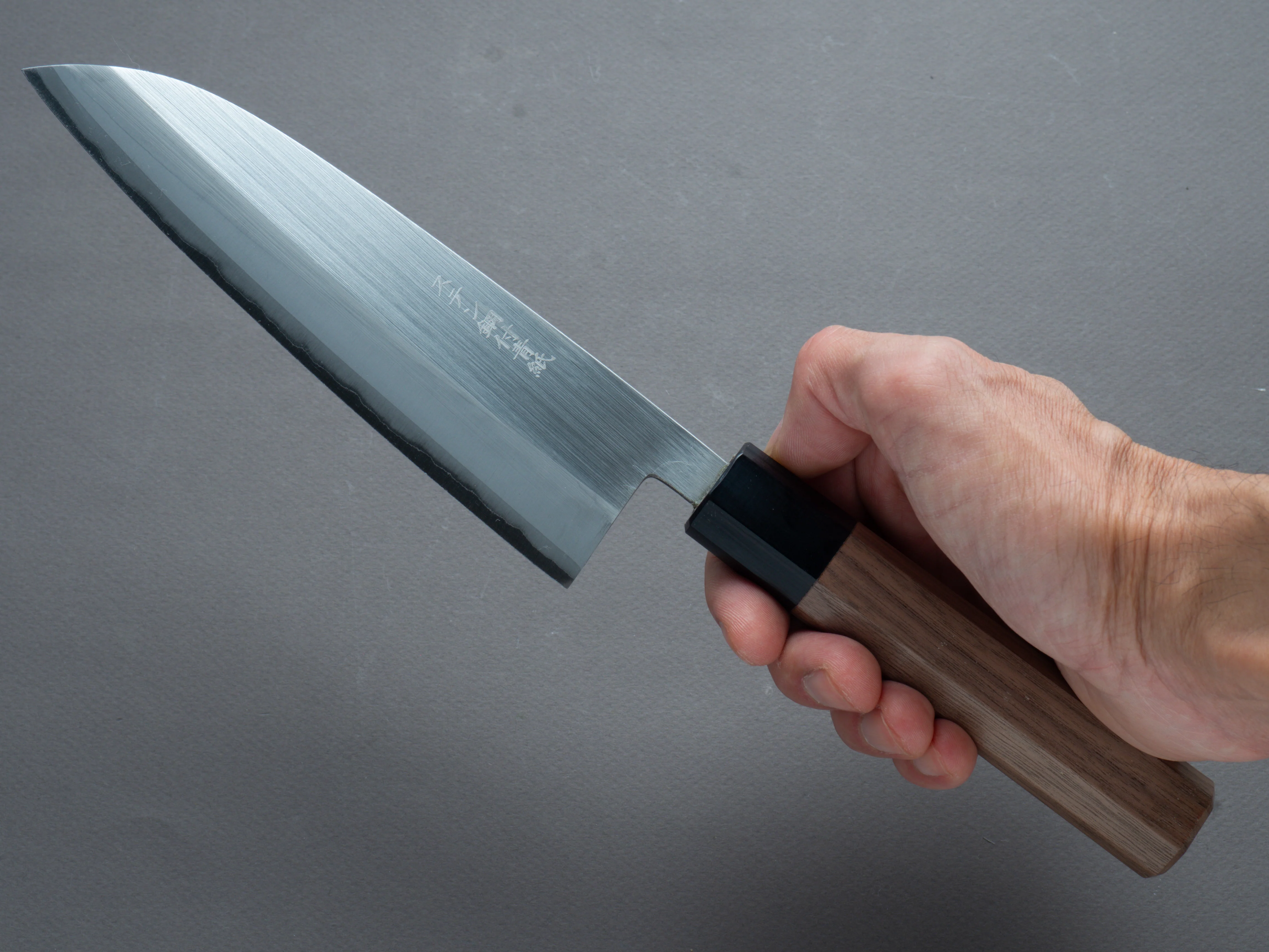 Hitohira - Harima Forged - Stainless Clad - Blue #2 - Migaki - Santoku - 165mm - Walnut Handle - Image 6