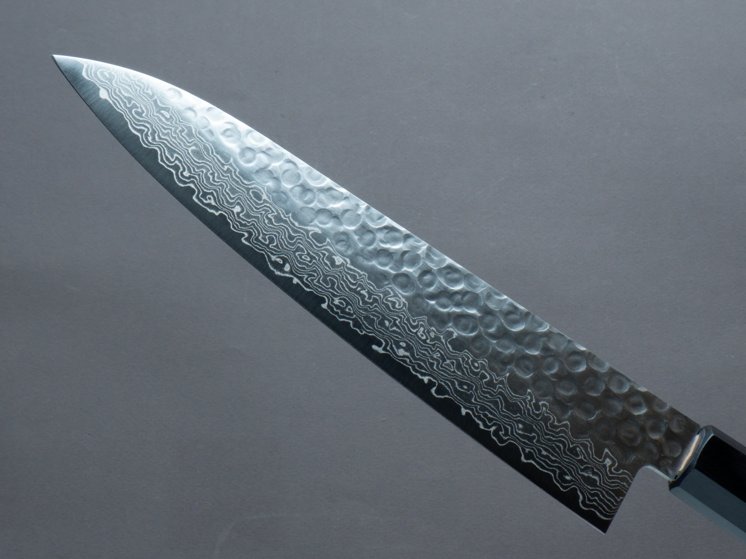 Hitohira - HG - Tsuchime Damascus - Gyuto - 210mm - Walnut Handle - Image 3