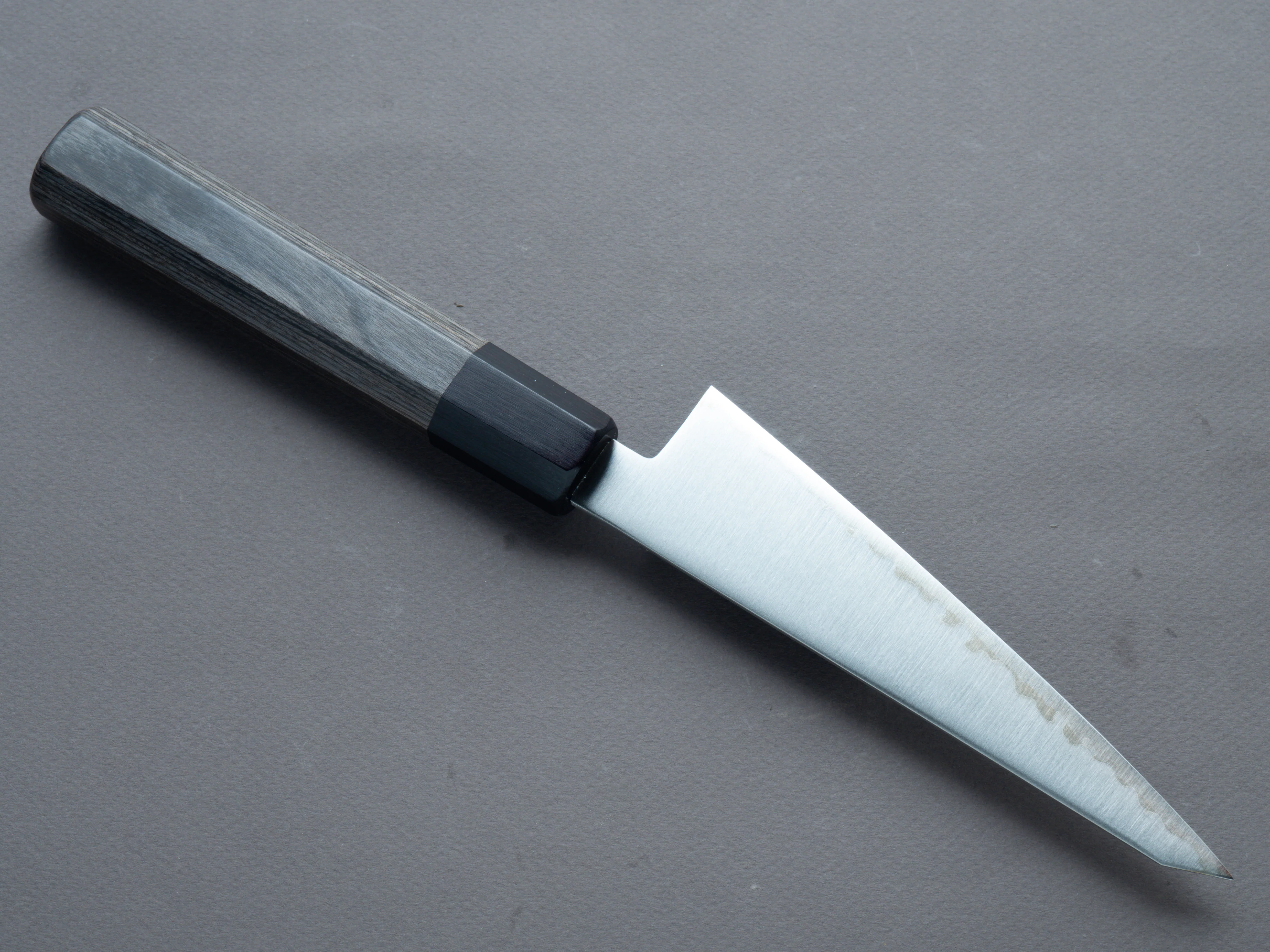 Hitohira - Imojiya TH - Super Blue - Honesuki Kaku - Gray Pakka Handle - Image 2