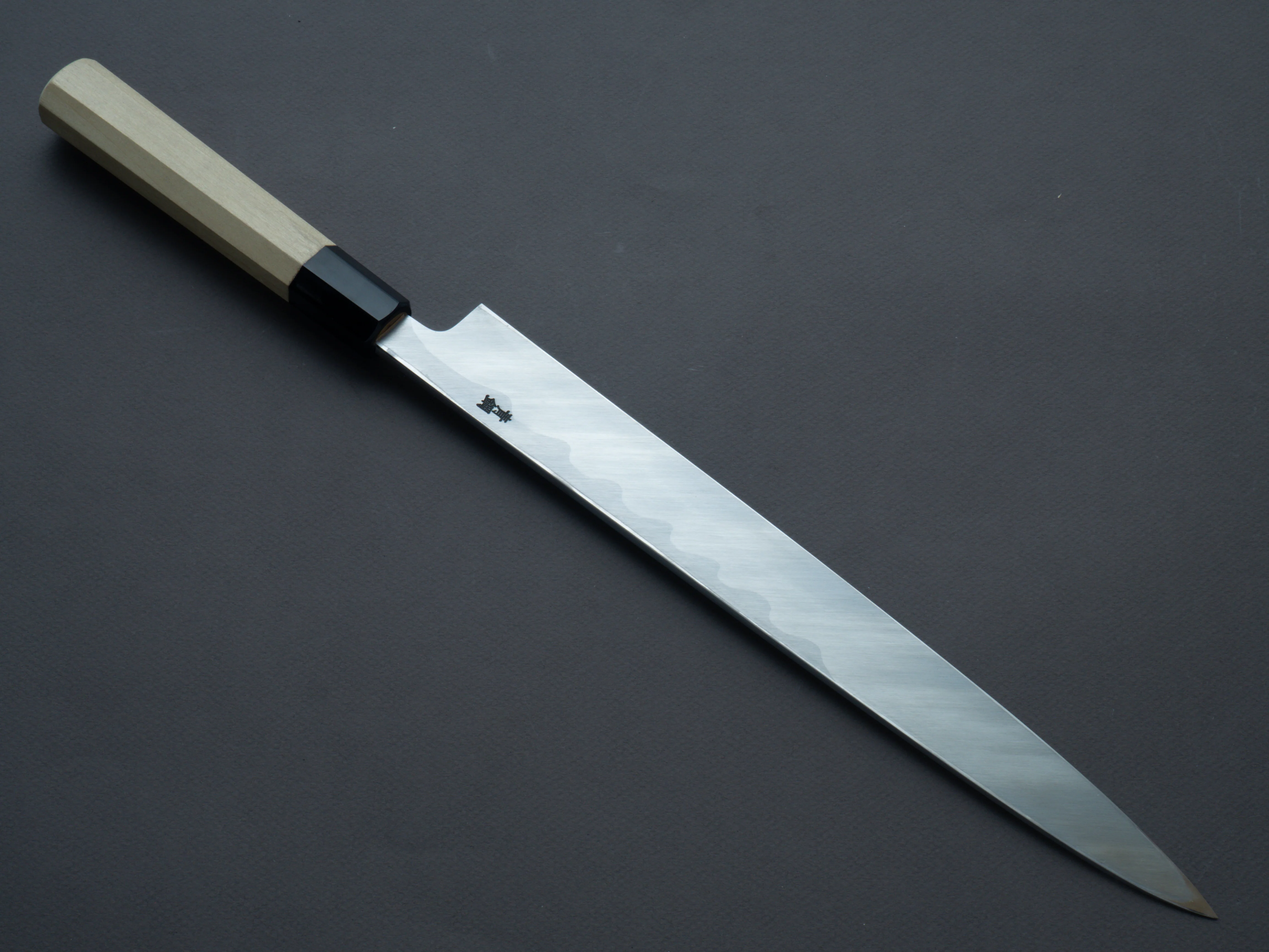 Hitohira - Kikuchiyo x Manzo - Blue #2 - Yanagiba - 300mm - Magnolia Handle - Saya - Image 2