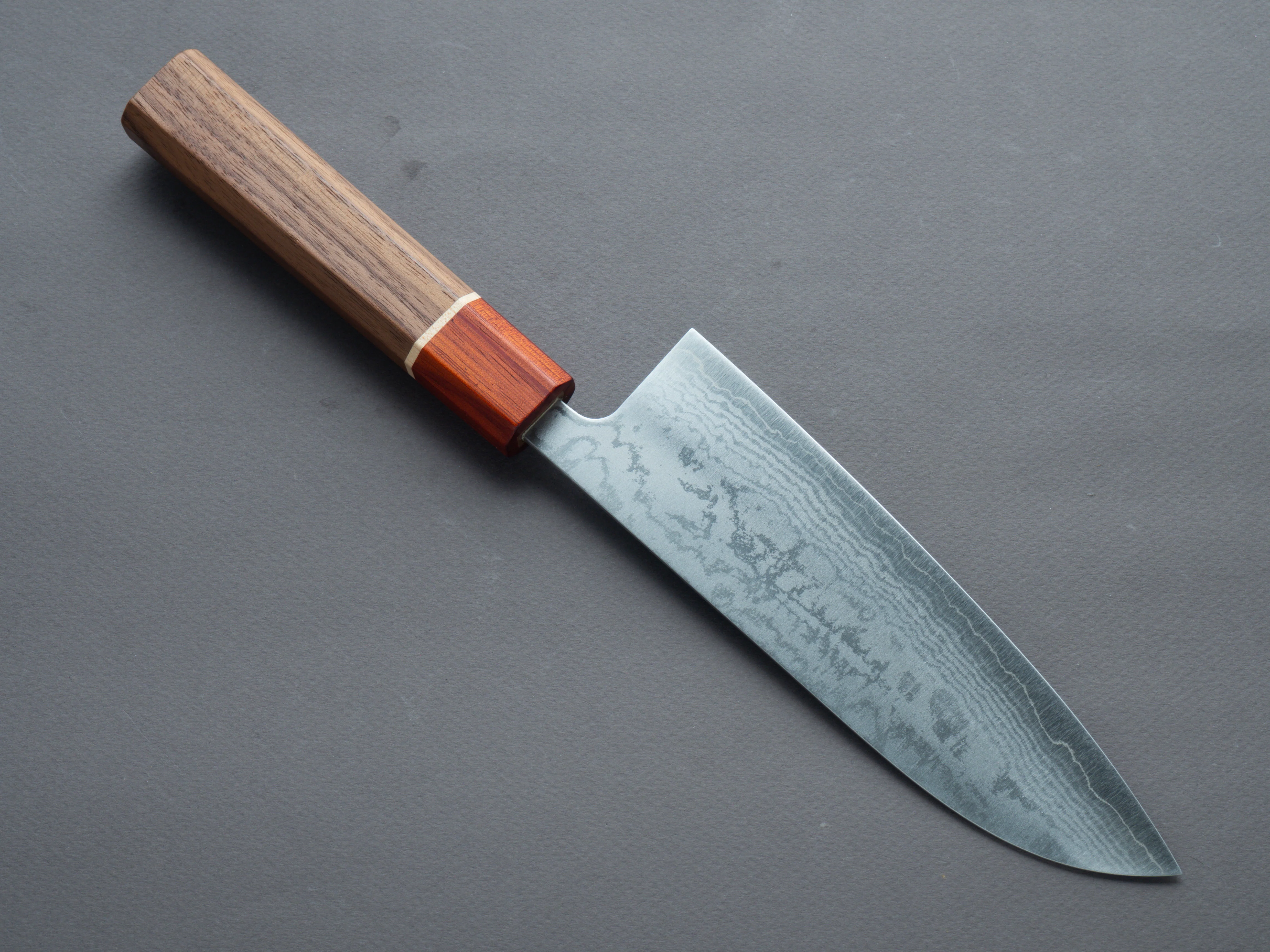 Hitohira - Setsu Forged - VG-10 - Damascus - 165mm Santoku - Walnut Handle (Rengas Ferrule) - Image 2