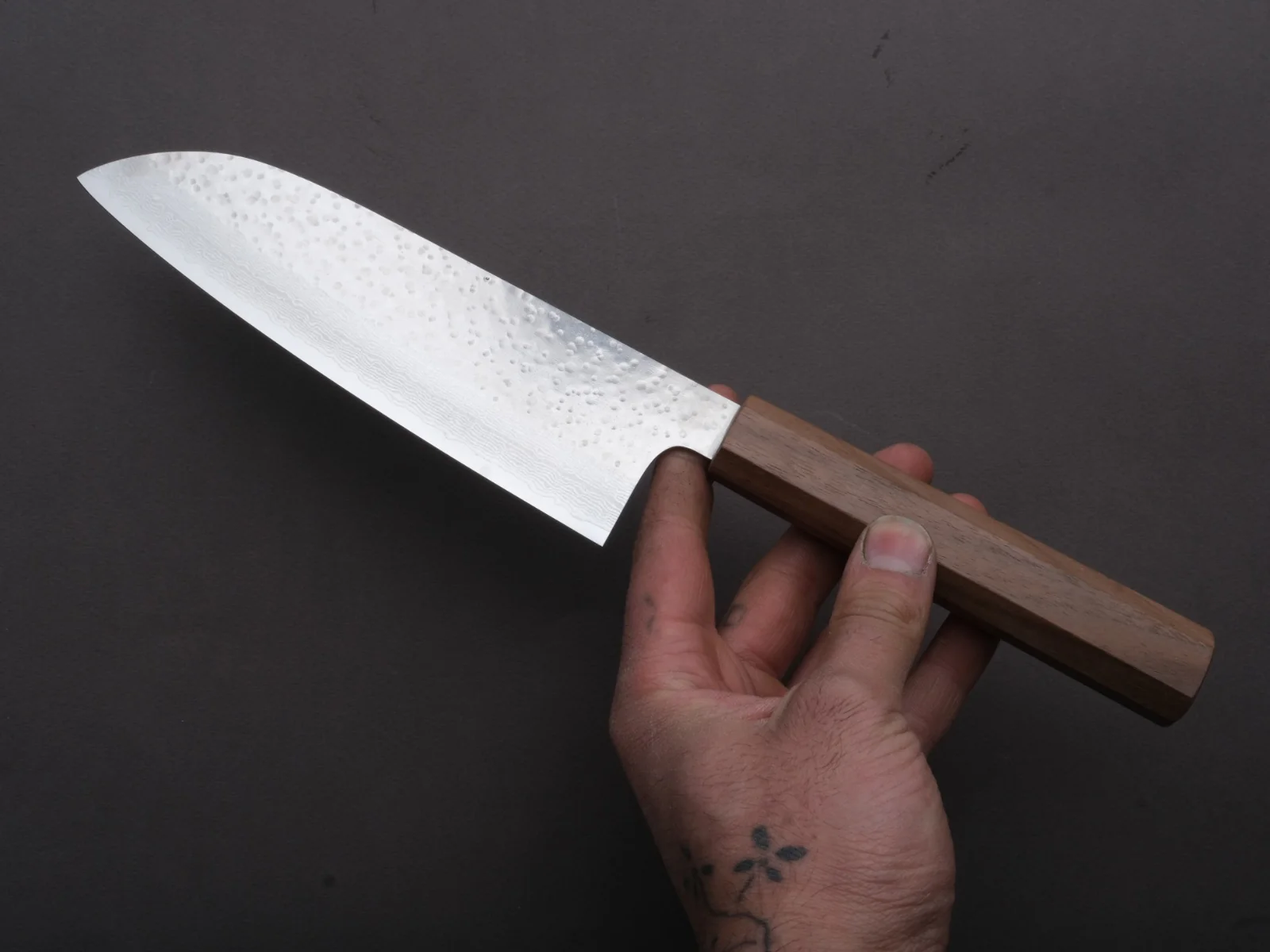 Hitohira - STK - VG7 - Santoku - 165mm - Walnut Handle - Image 2