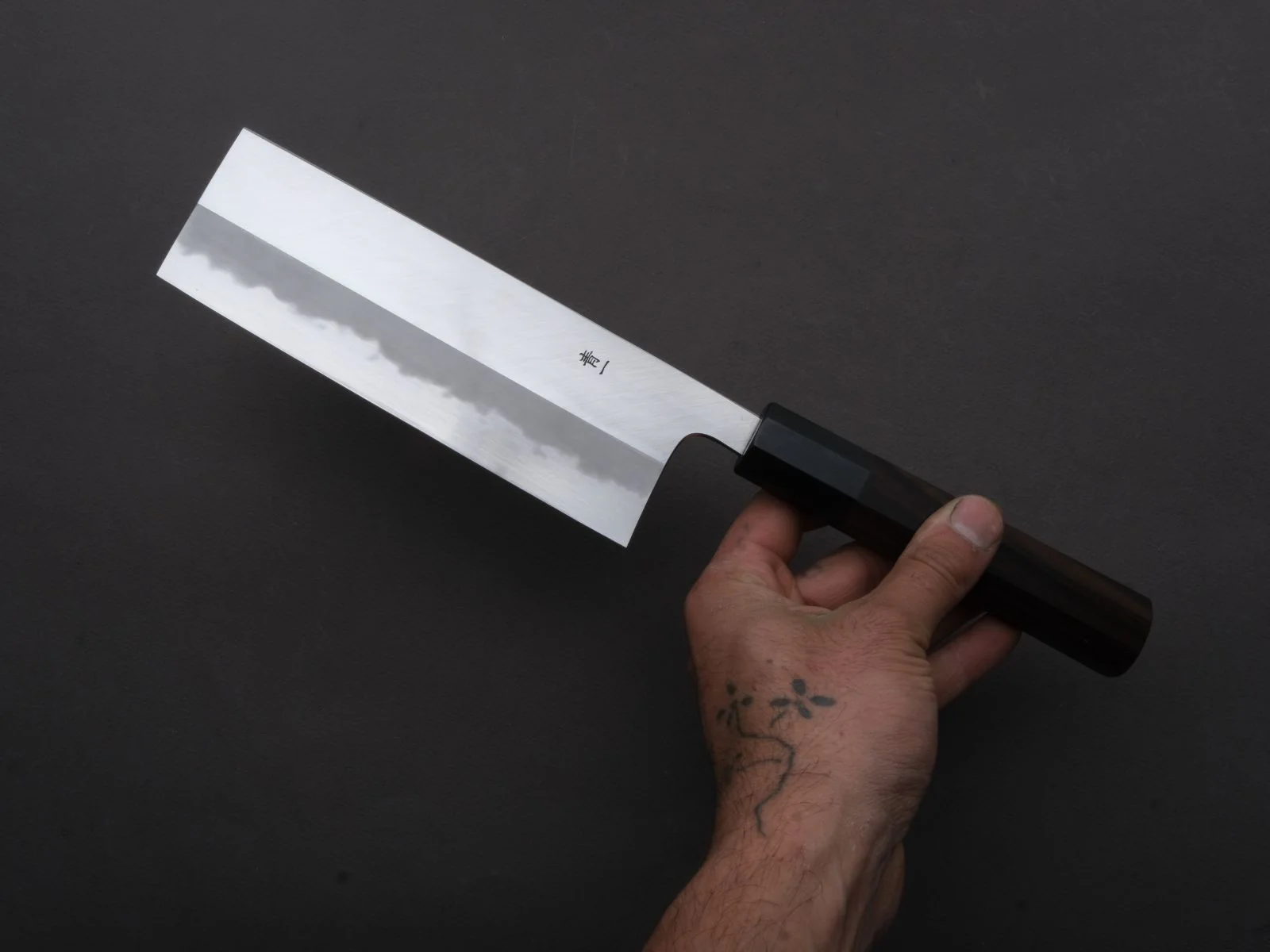 Hitohira - Tanaka Kyuzo - Blue #1 - Migaki - Nakiri - 165mm - Taihei Makassar Ebony Handle (Kaku) - Image 4