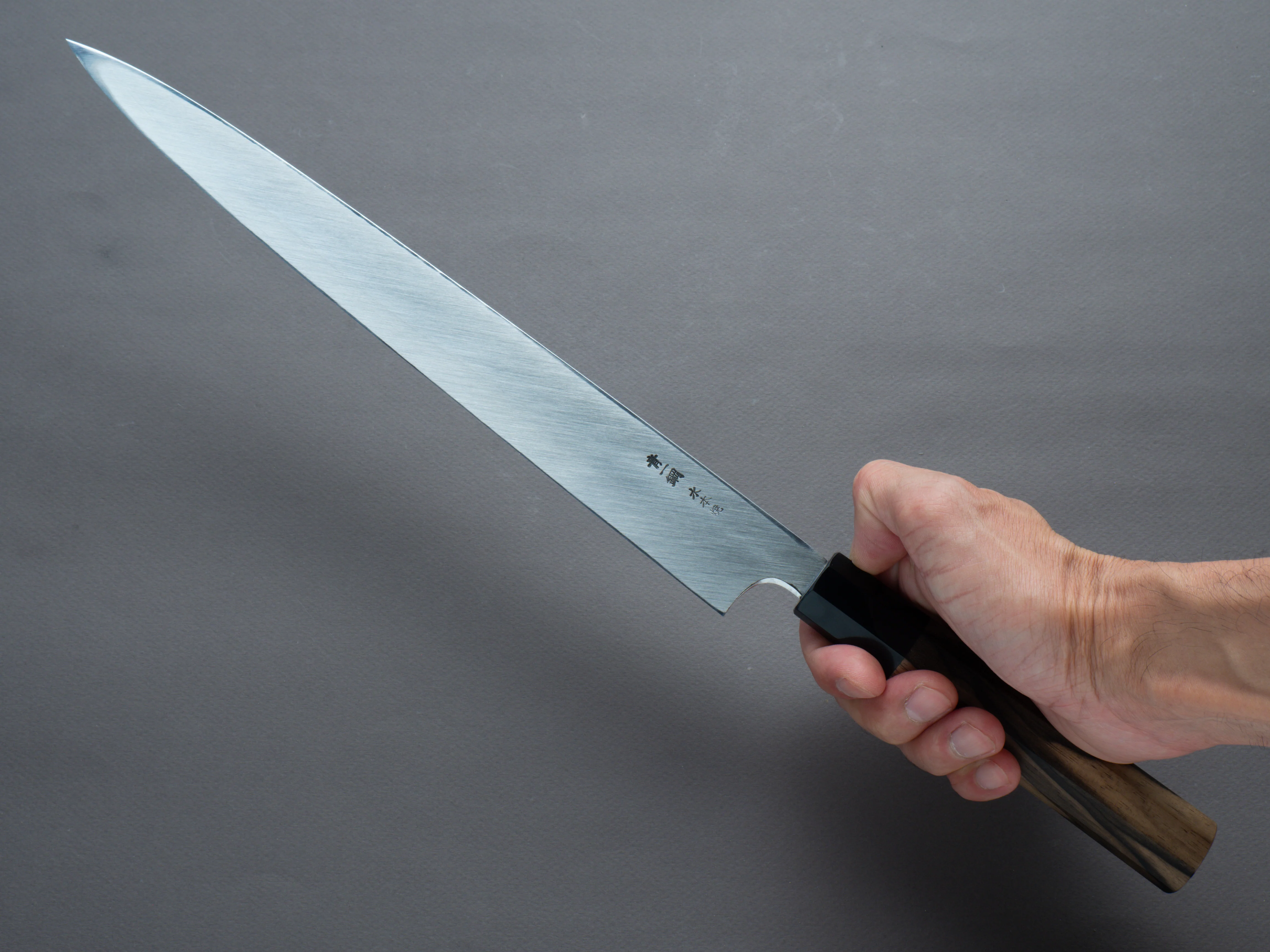 Hitohira - Togashi Mizu Honyaki - Blue #1 Tanryumon - 300mm Yanagiba - Kurokaki Persimmon Handle (w/ saya) - Image 7