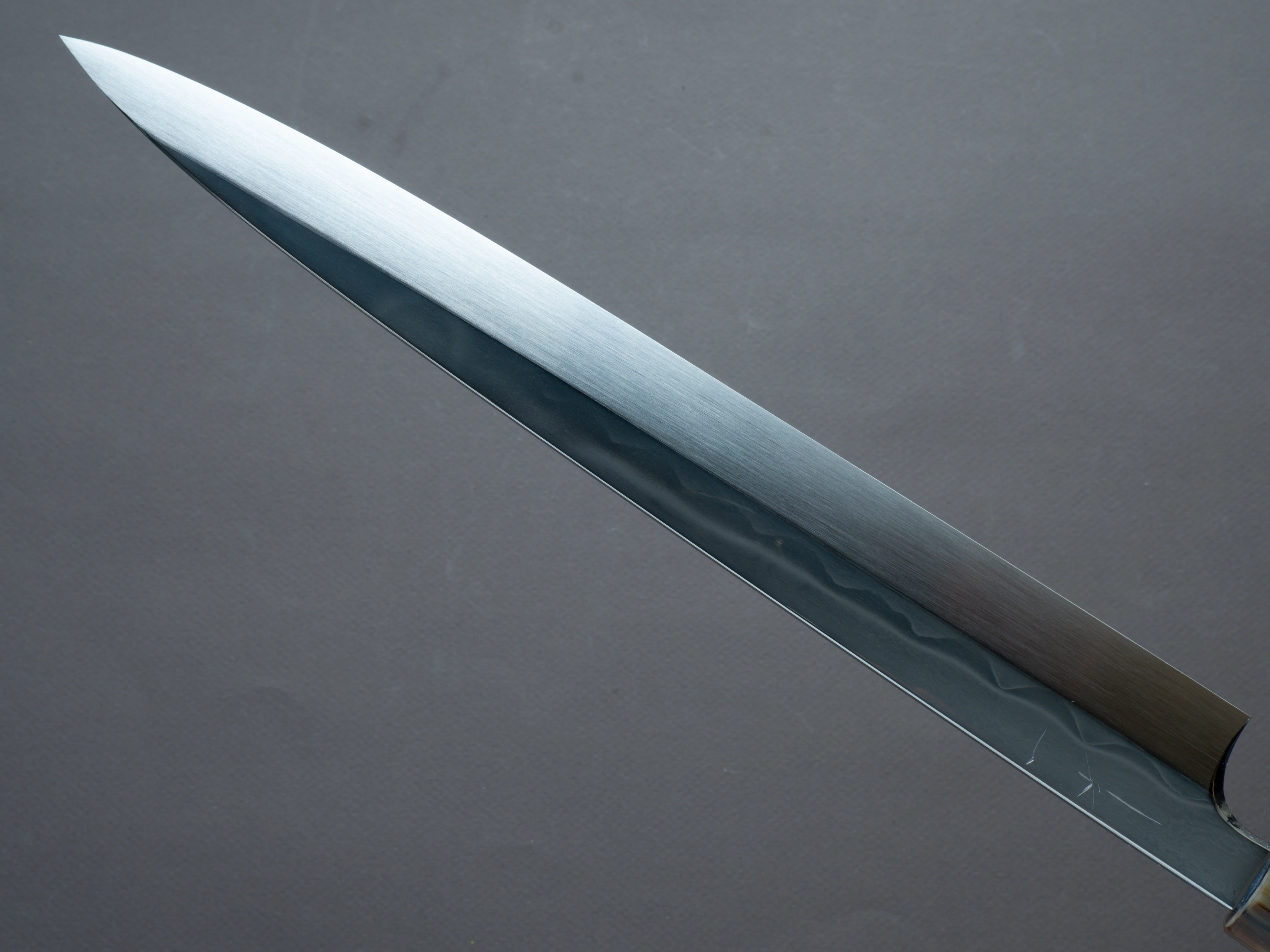 Hitohira - Togashi - Blue #1 - Mizu Honyaki - 300mm Yanagiba - Taihei Ebony Handle (Saya) - Image 4