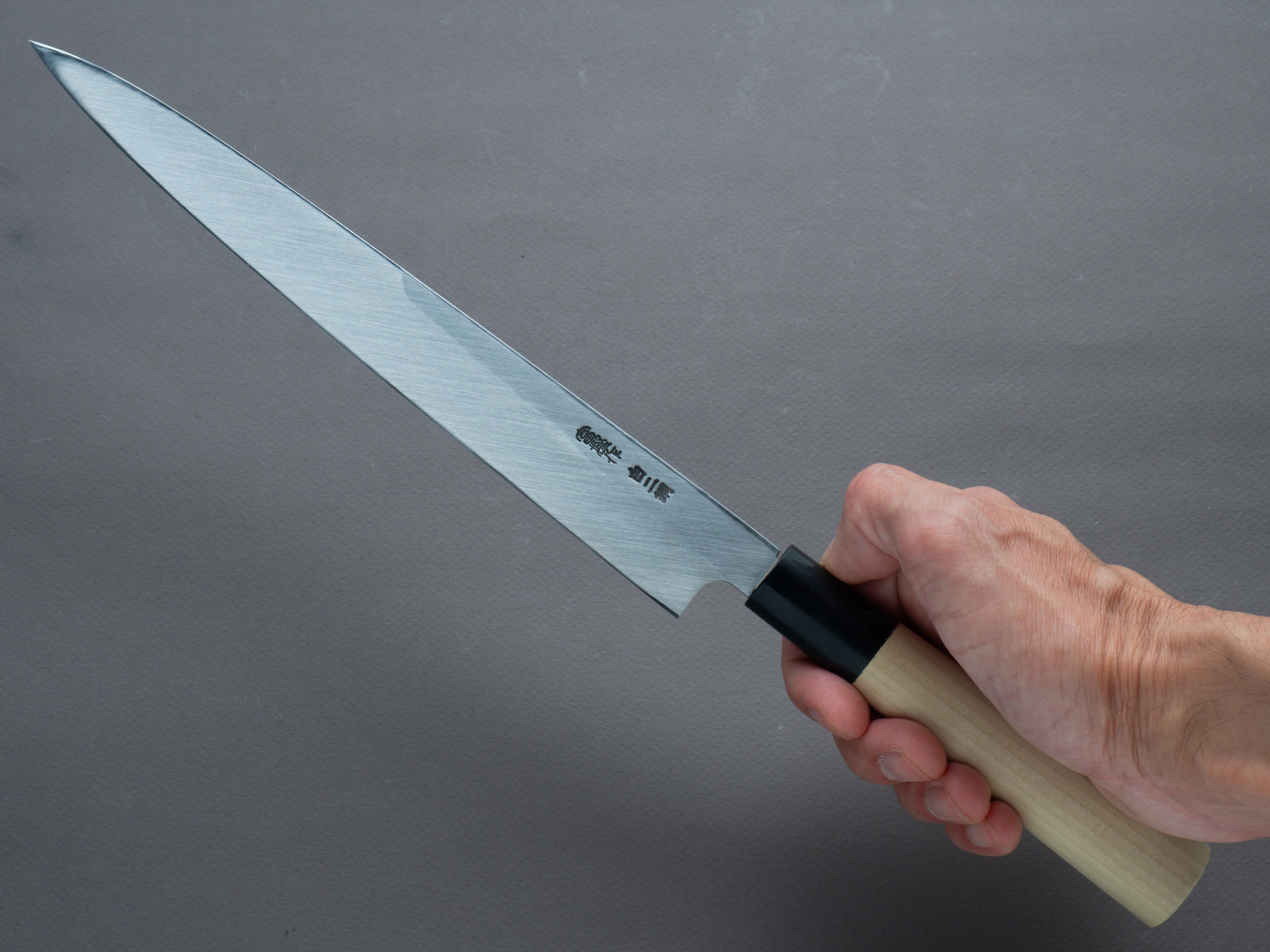 Hitohira - Togashi - White #2 - Yanagiba - 240mm - D-Shaped Magnolia Handle - Saya - Image 7