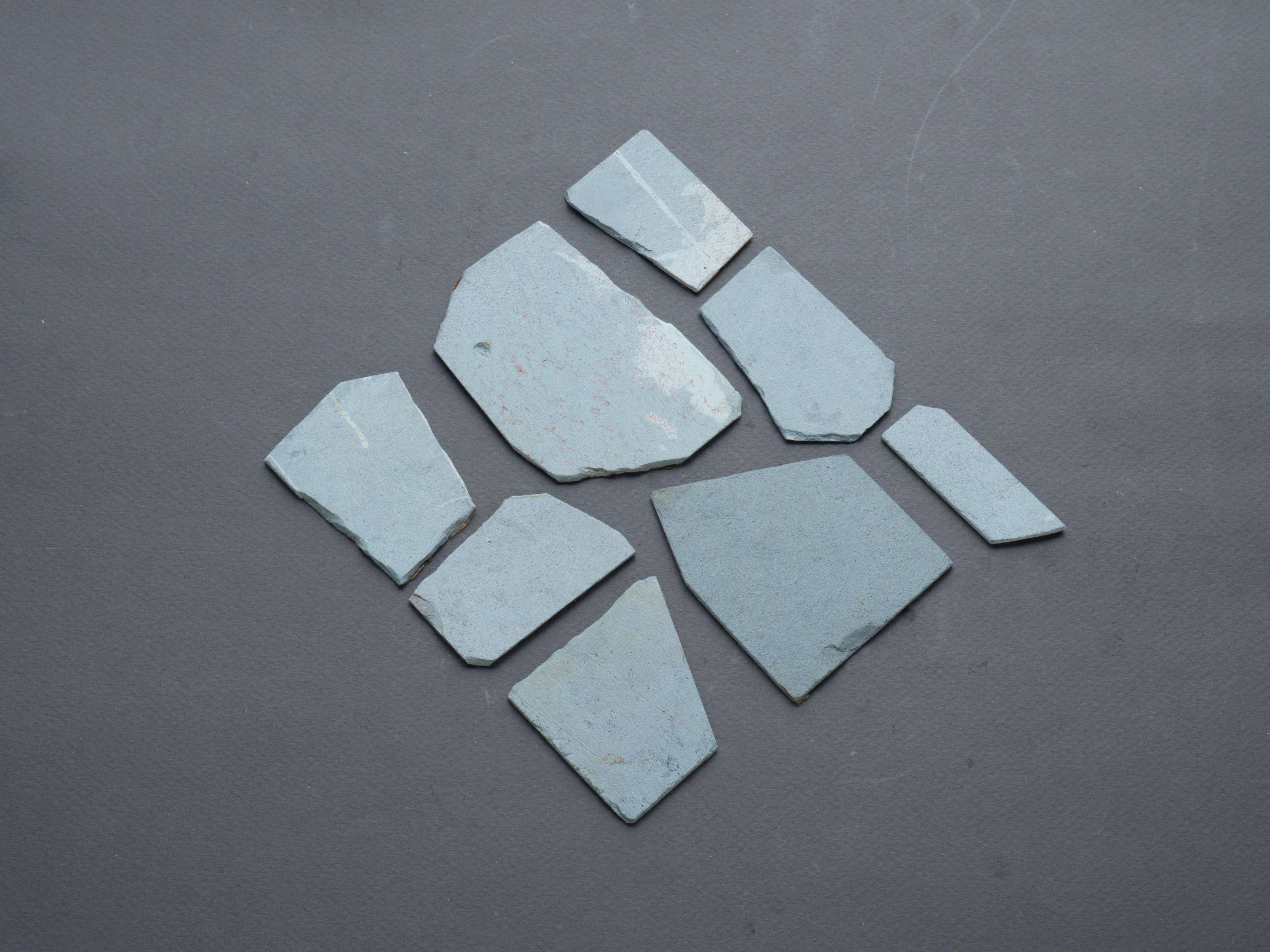 Hitohira - Uchigumori Hazuya - Finger Stones (100g, with Washi Paper) - Image 2