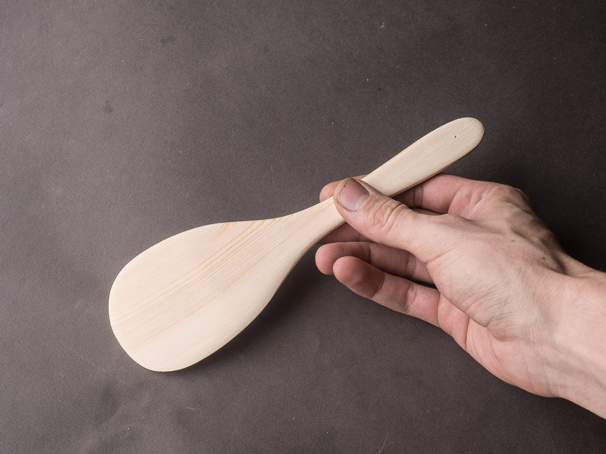 Komon - Hinoki Rice Scooper - Large - Image 5