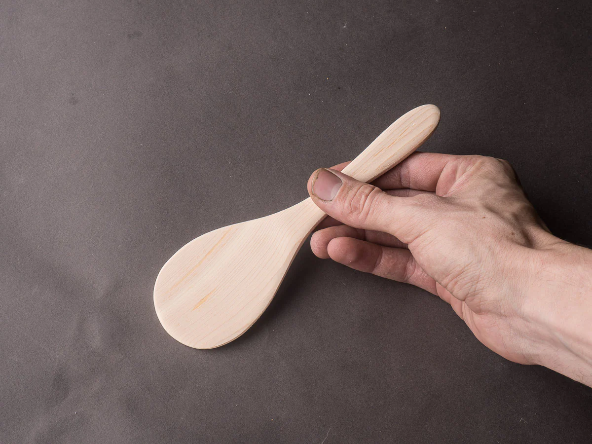Komon - Hinoki Rice Scooper - Small - Image 3