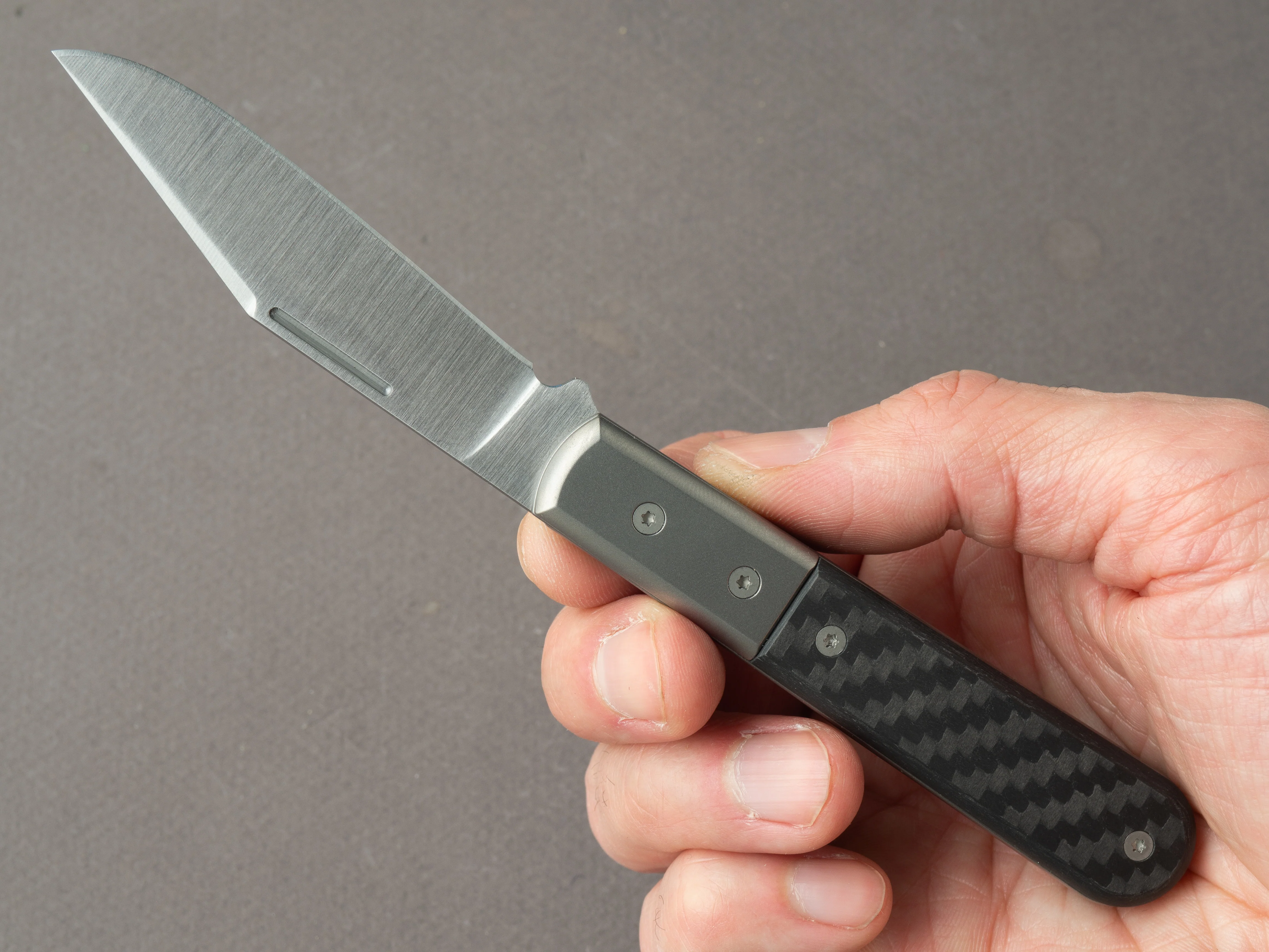 lionSTEEL - Folding Knife - Barlow - Shuffler - 65mm - M390 - Slip Joint - Carbon Fiber w/ Titanium Bolster - Image 8