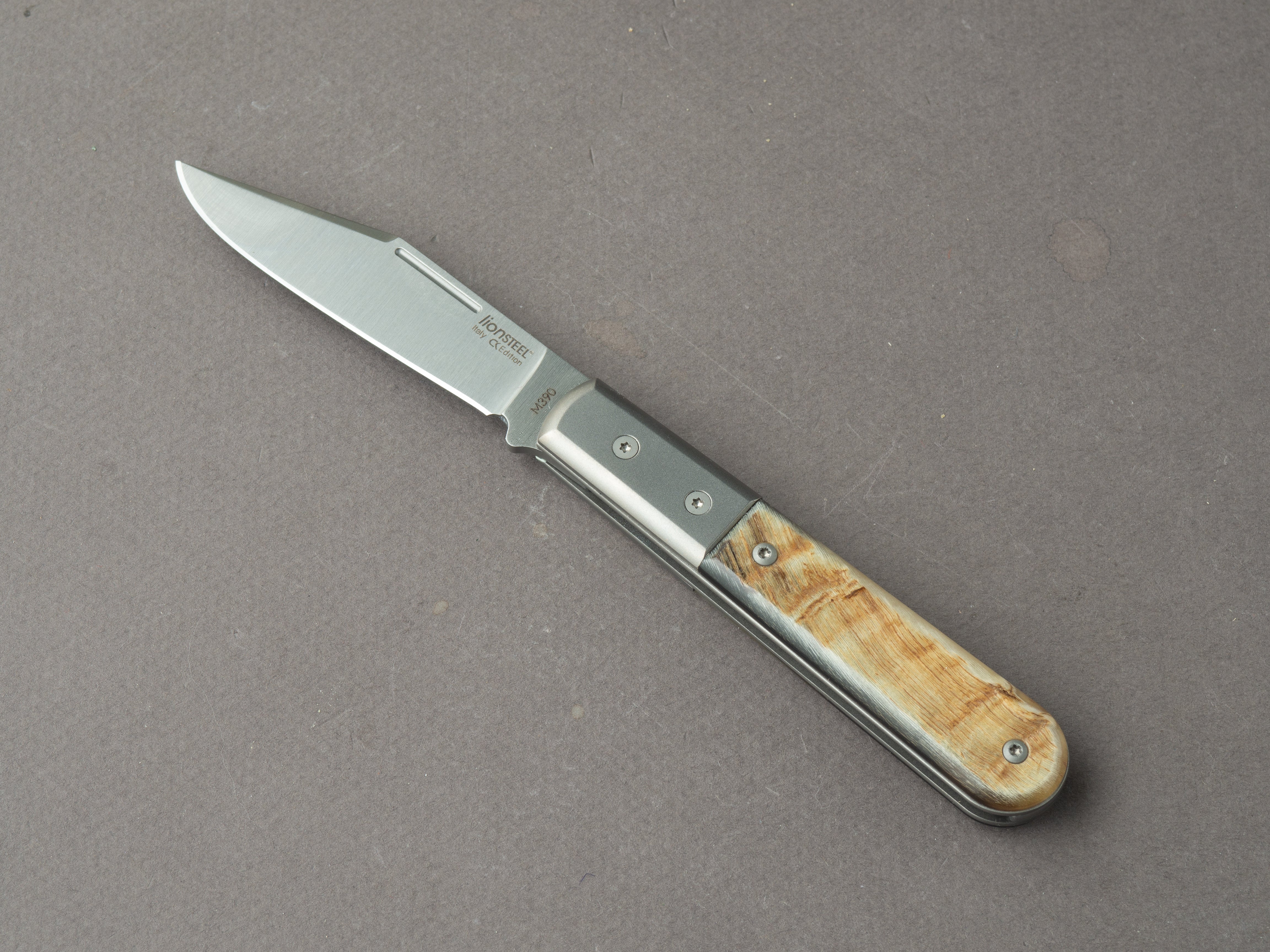 lionSTEEL - Folding Knife - Barlow - Shuffler - 65mm - M390 - Slip Joint - Ram w/ Metal Bolster - Image 2