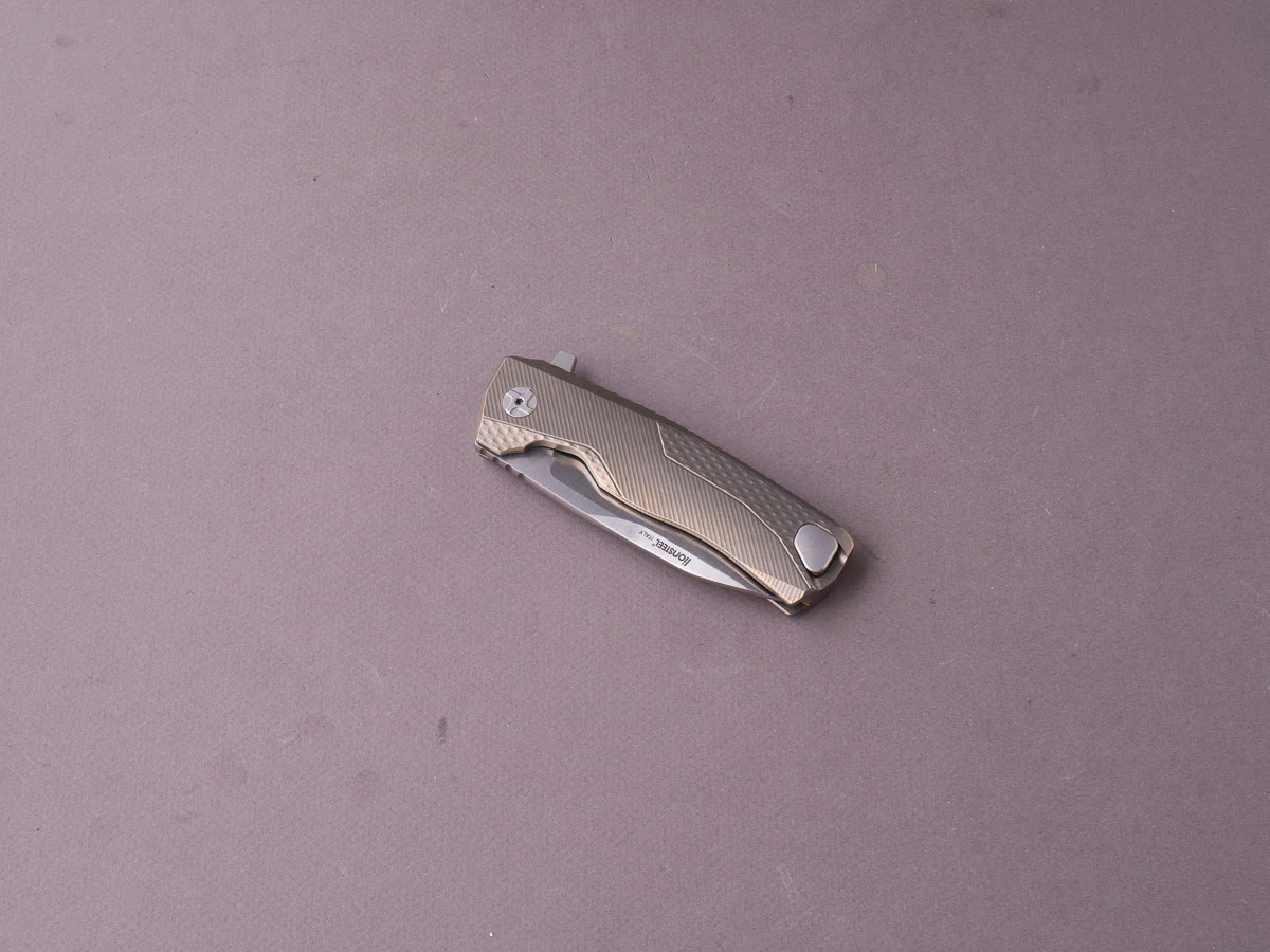 lionSTEEL - SOLID Folding Knife - Frame Lock - ROK - M390 - 85mm - Bronze Titanium - Image 3