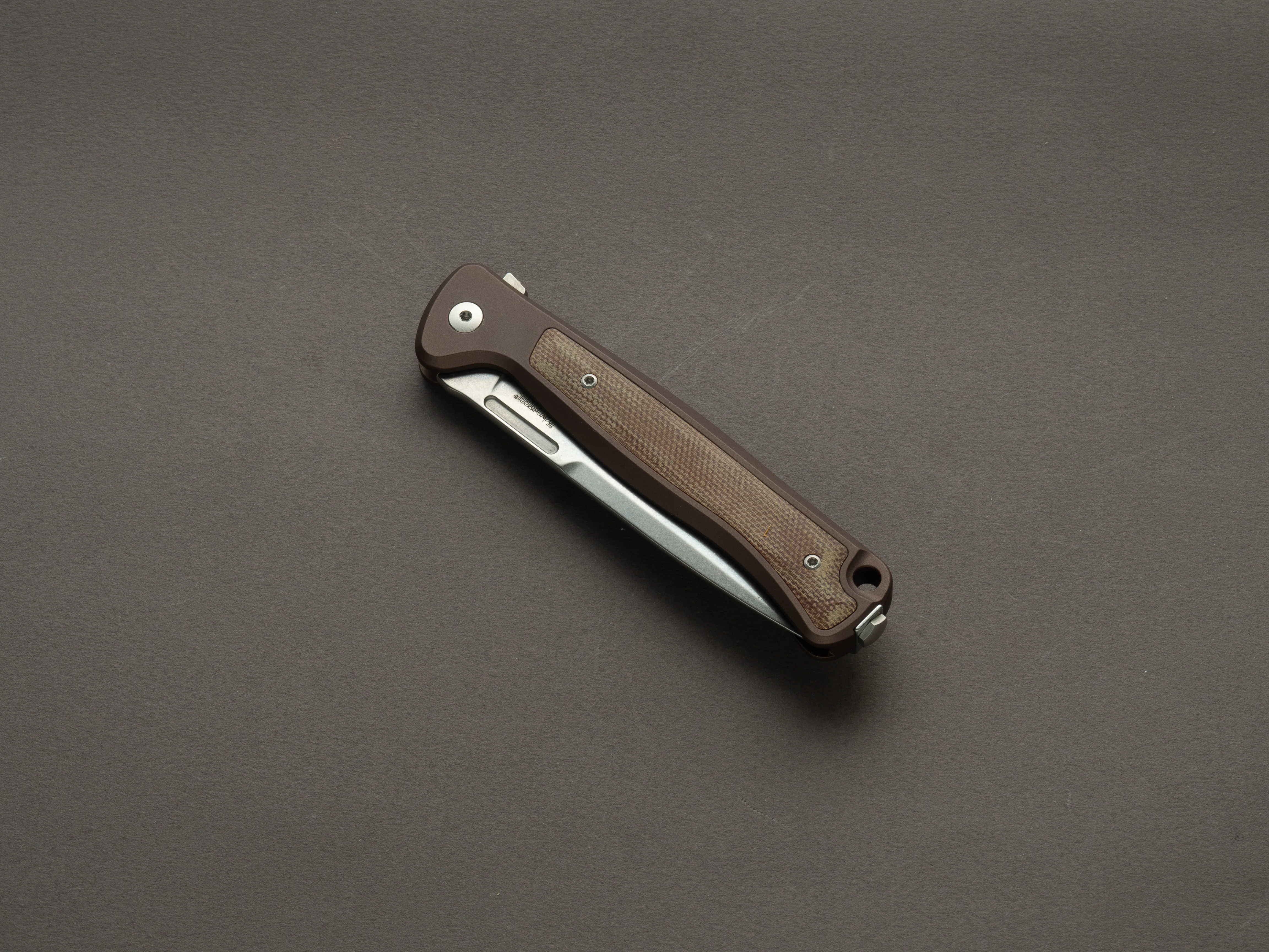 lionSTEEL - SOLID Folding Knife - Frame Lock - Skinny - MagnaCut - 85mm - Earth Brown Aluminum Handle - Image 3
