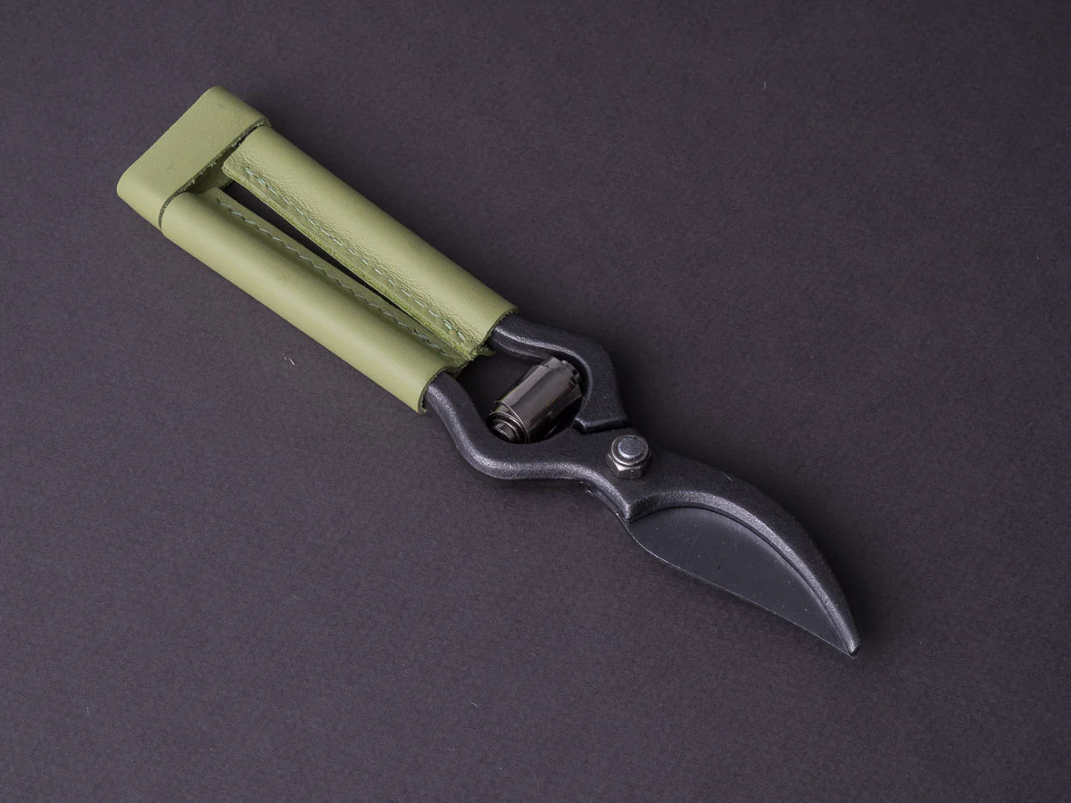 Locau - Garden Shears - Stainless - Green Leather Handle - Image 2