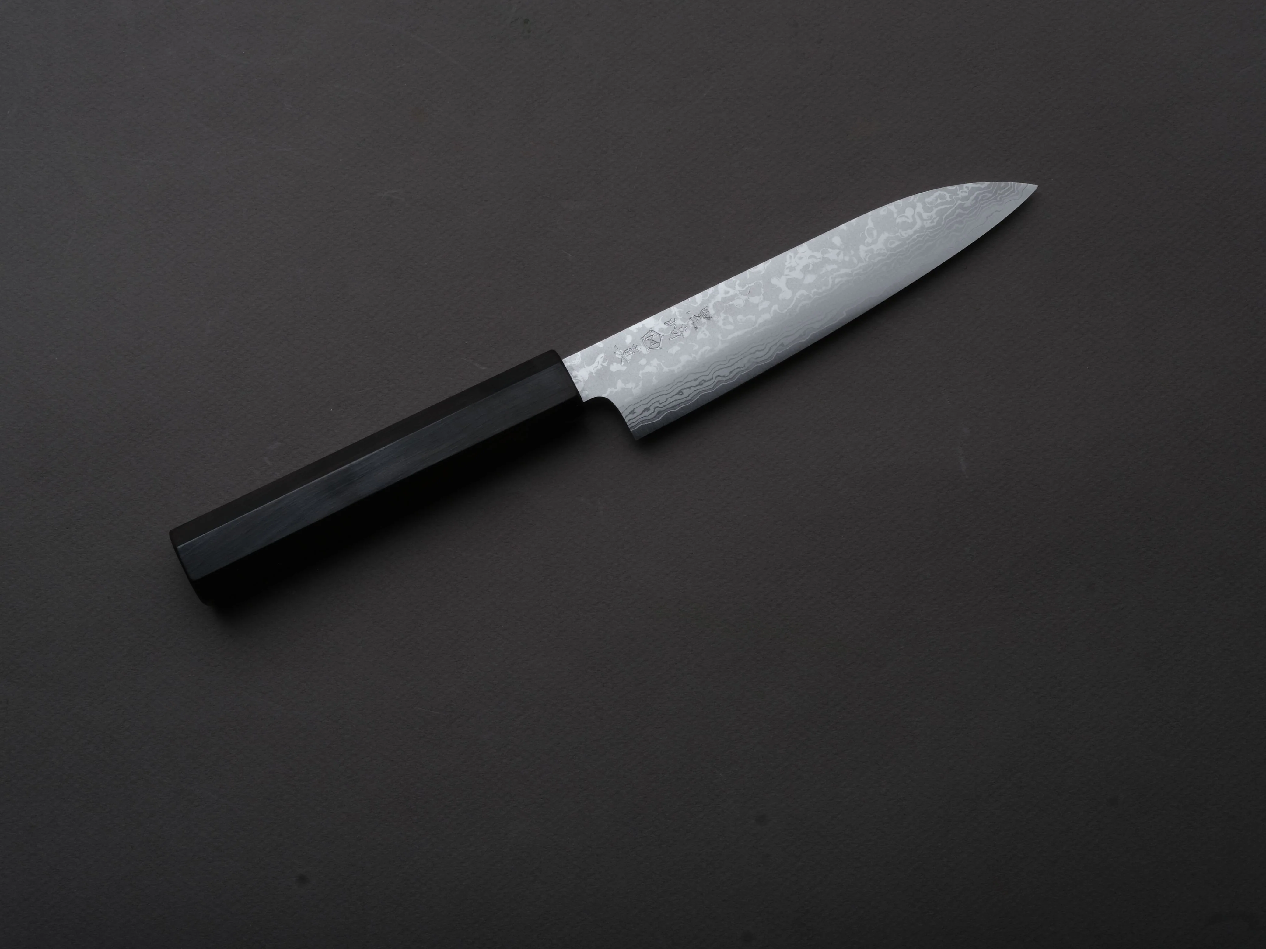 Makoto Kurosaki - VG7 - Damascus - Petty - 135mm - Ebony Handle - Image 2