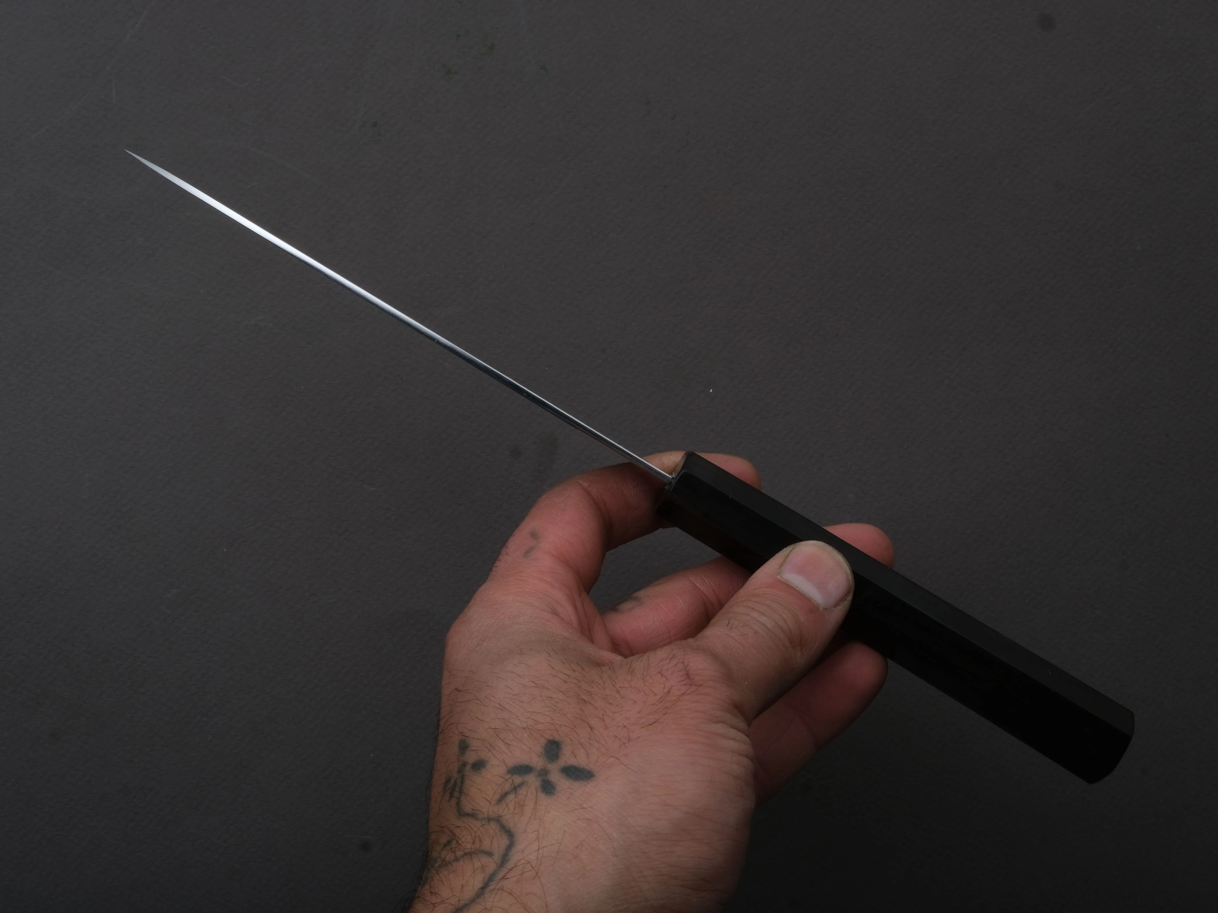 Makoto Kurosaki - VG7 - Damascus - Petty - 135mm - Ebony Handle - Image 6