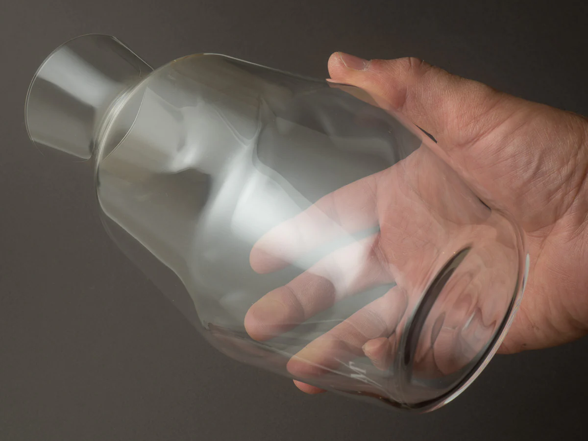 Mark Thomas - Glassware - Double Bend -  1.2L Carafe - Image 5