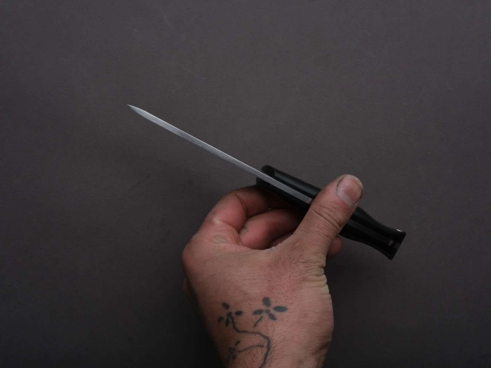 MOKI - Fixed Blade - Berg Pro Trail - 90mm - Linen Micarta Handle - Image 4