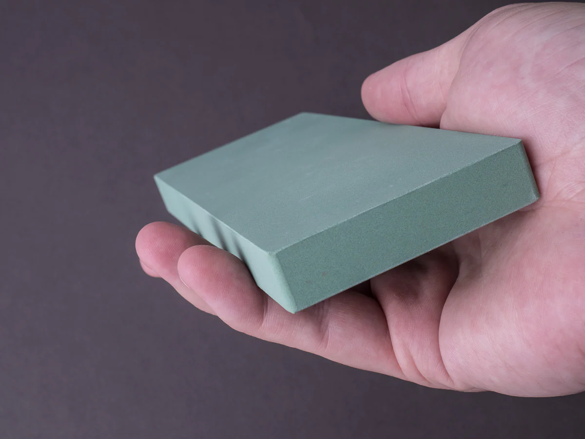 Naniwa - Base - Whetstone - #220 - Image 2