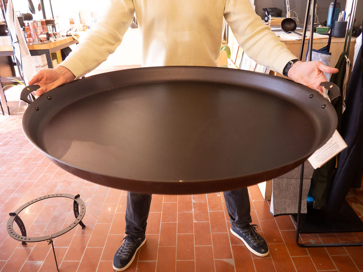 Netherton Foundry - Spun Iron - 33" Paella Pan - Image 6