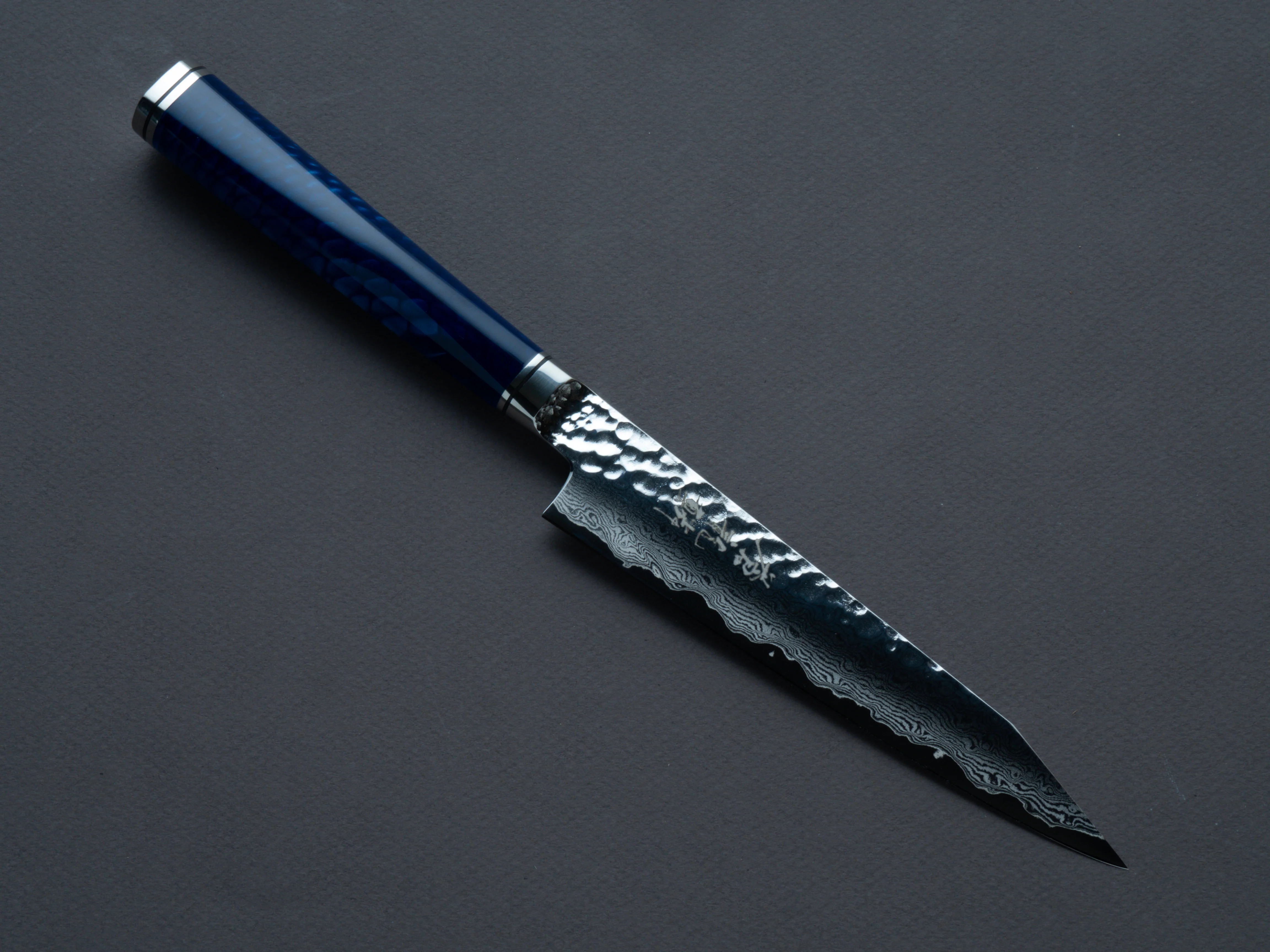 Ryusen - SOURYURIN - VG10W - Tsuchime Damascus - Kiritsuke Petty - 135mm - Blue Resin Hybrid Handle