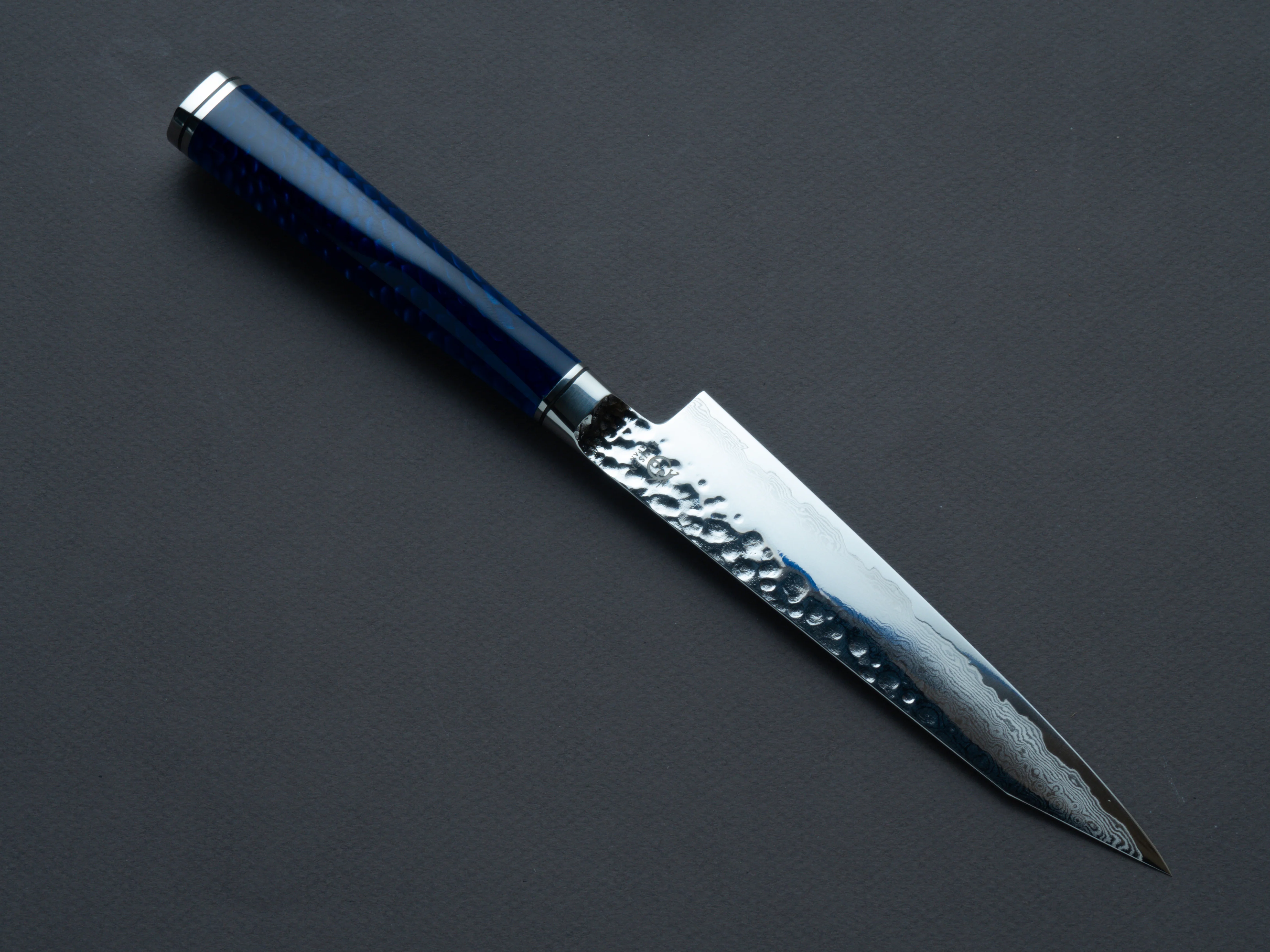 Ryusen - SOURYURIN - VG10W - Tsuchime Damascus - Kiritsuke Petty - 135mm - Blue Resin Hybrid Handle - Image 2