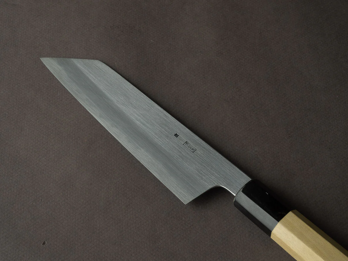 Sakai Kikumori - Kikuzuki Kasumi - White #2 - 180mm Kiritsuke Santoku - Ho Wood Handle - Image 3