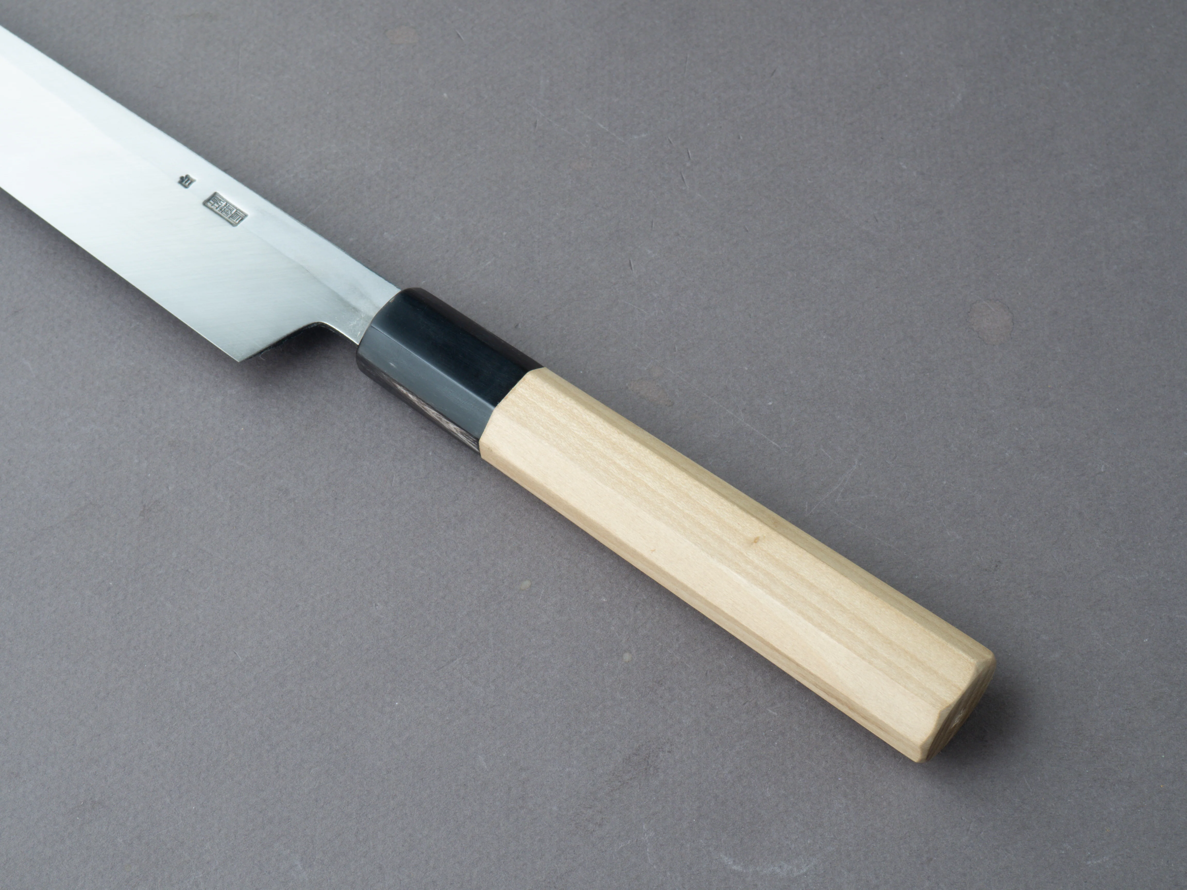 Sakai Kikumori - Kikuzuki Kuro - White #2 - Yanagiba - 300mm - Magnolia Handle - Image 5