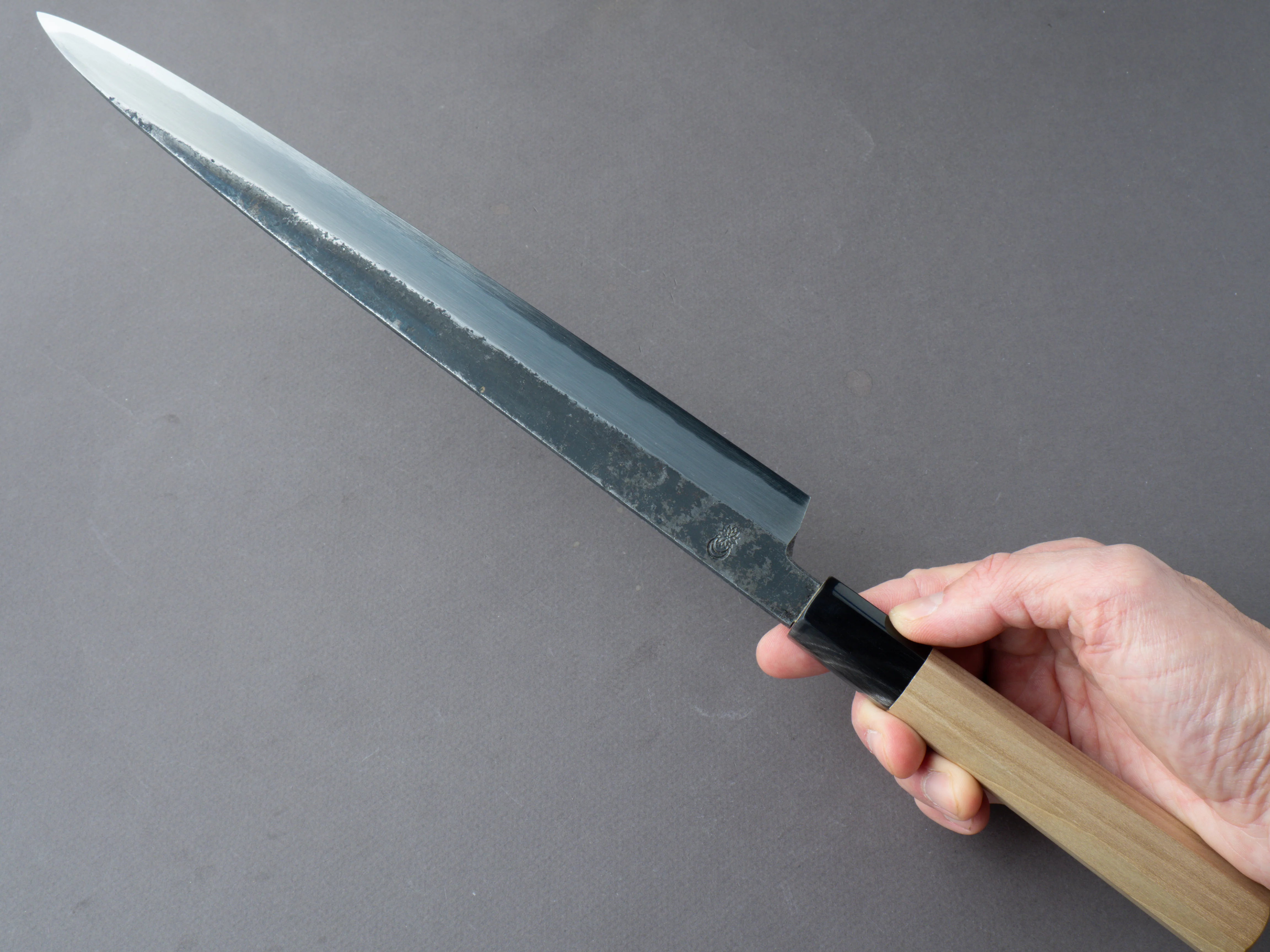 Sakai Kikumori - Kikuzuki Kuro - White #2 - Yanagiba - 300mm - Magnolia Handle - Image 6
