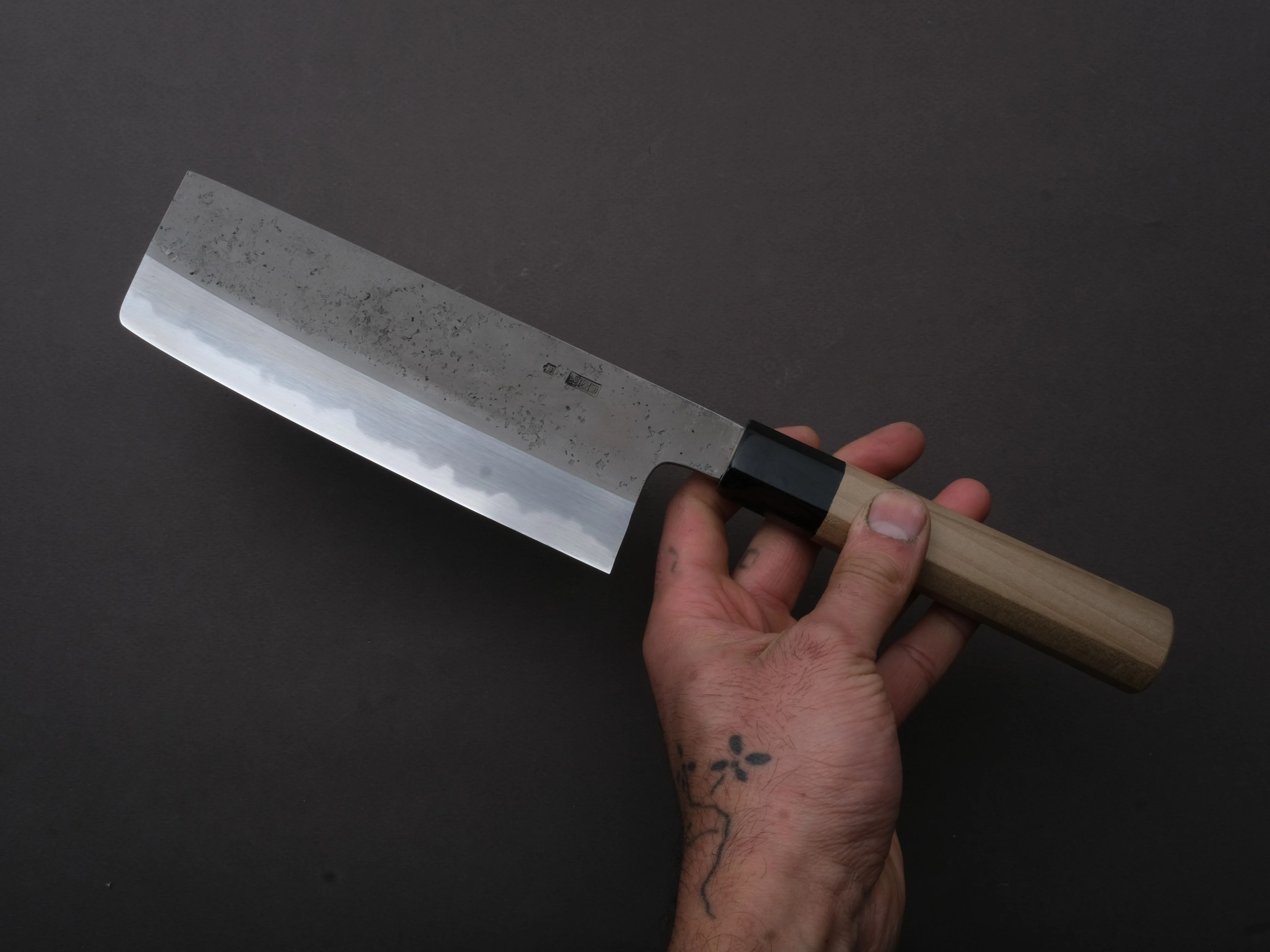 Sakai Kikumori - KIKUZUKI RIN - White #2 - Nashiji - Nakiri - 180mm - Magnolia Wood Handle - Image 3