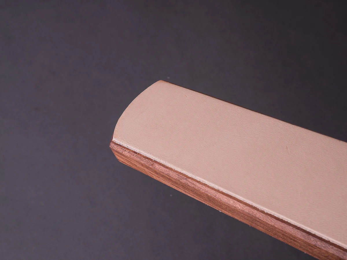 Windmühlenmesser - Dual Sided Paddle Strop - Diamantine Loaded Suede & Bare Leather - Image 4