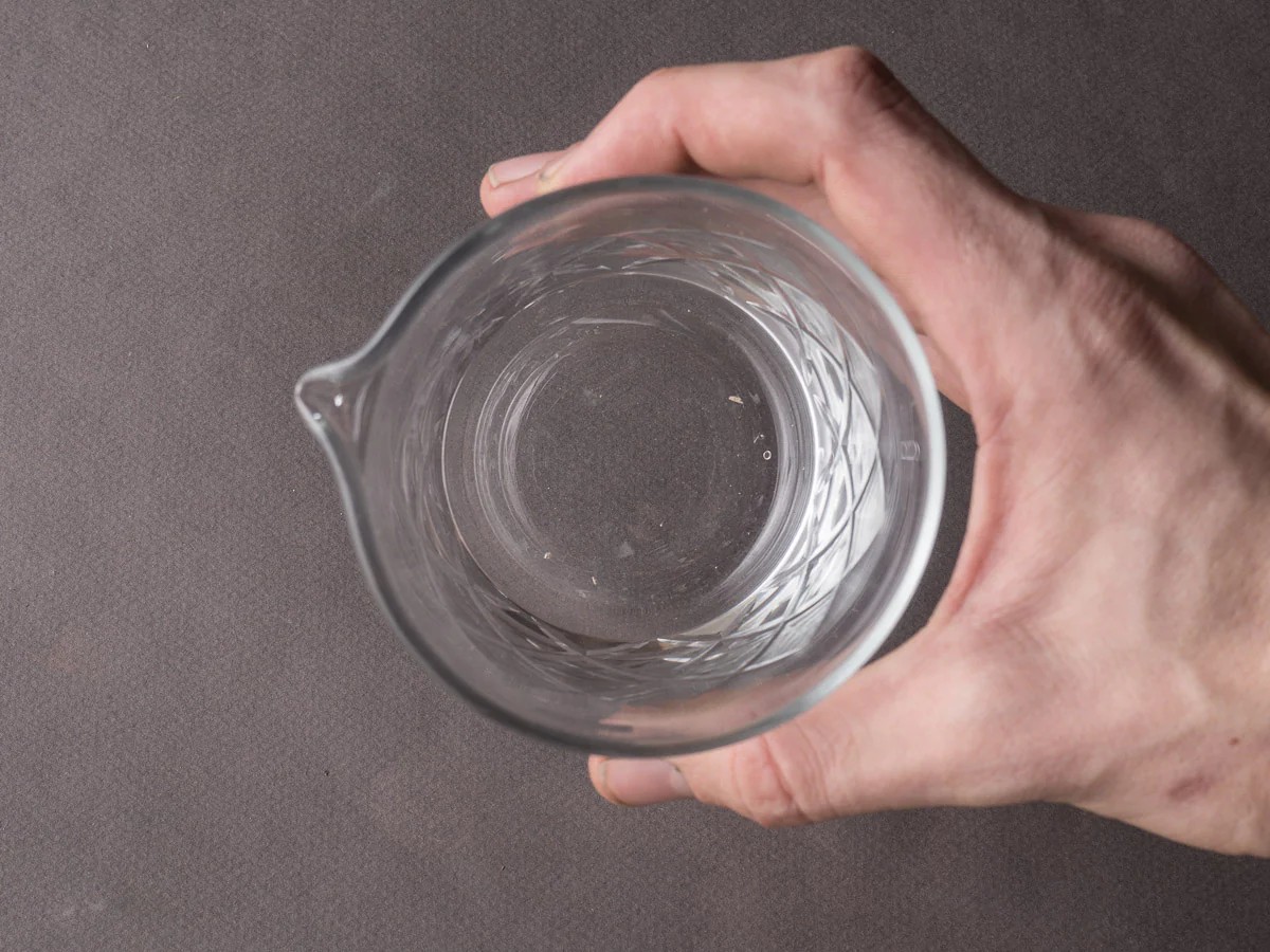YUKIWA - Yarai Mixing Glass - 480ml - Image 5
